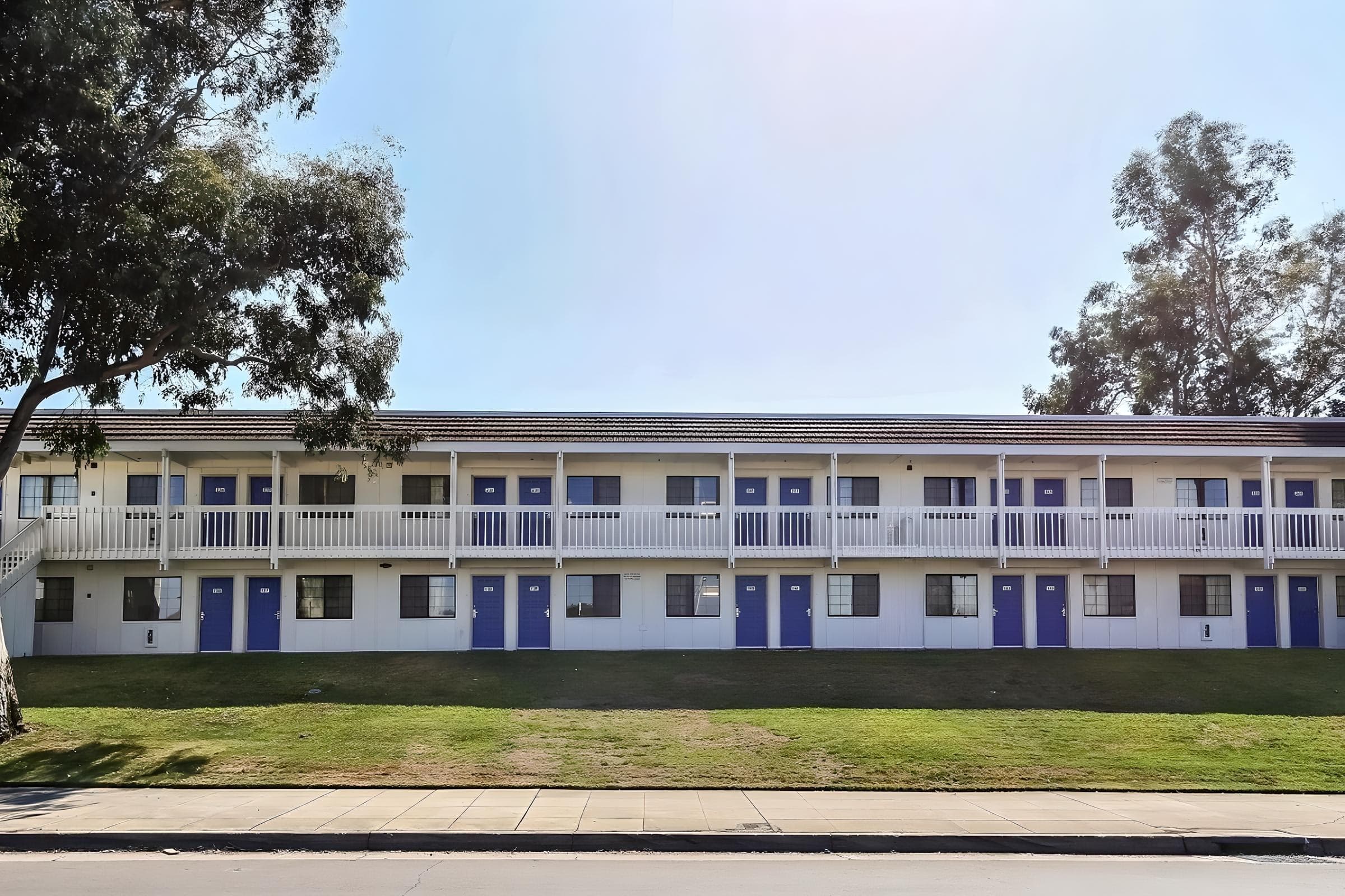 Park Inn by Radisson, Livermore - Image 1