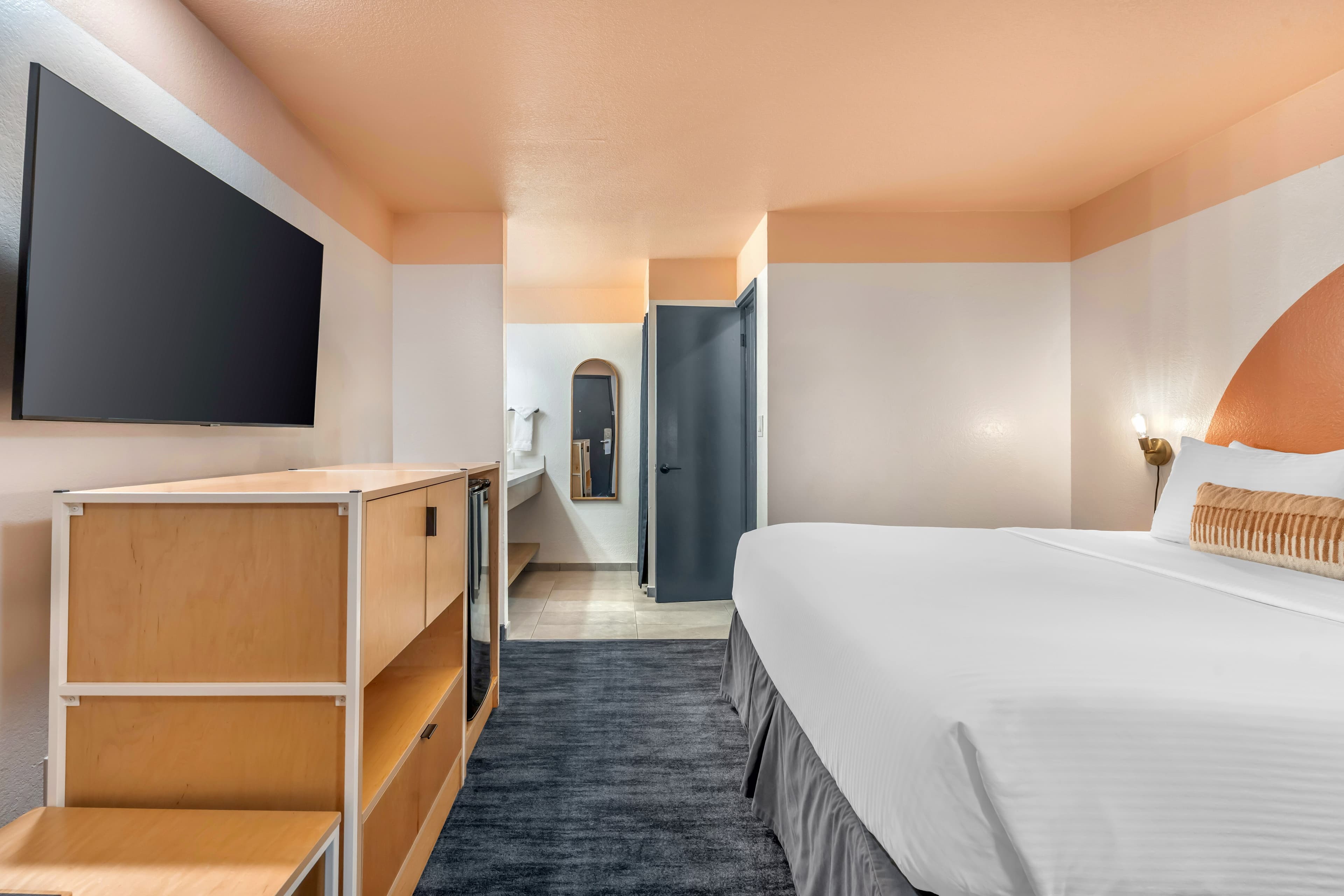 The Sandman Santa Rosa Sonoma, an Ascend Collection Hotel - Image 3