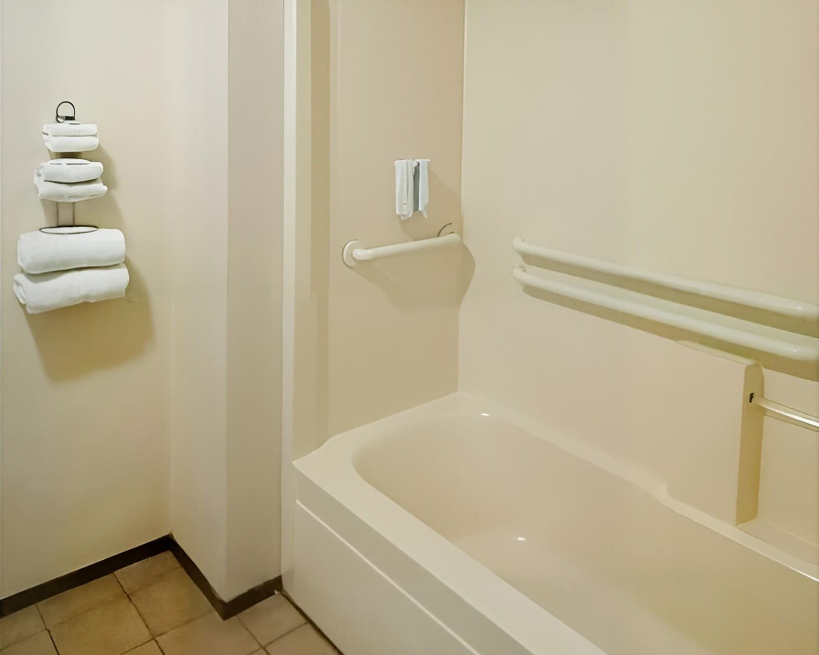 Rodeway Inn Jackson - Martell — 6