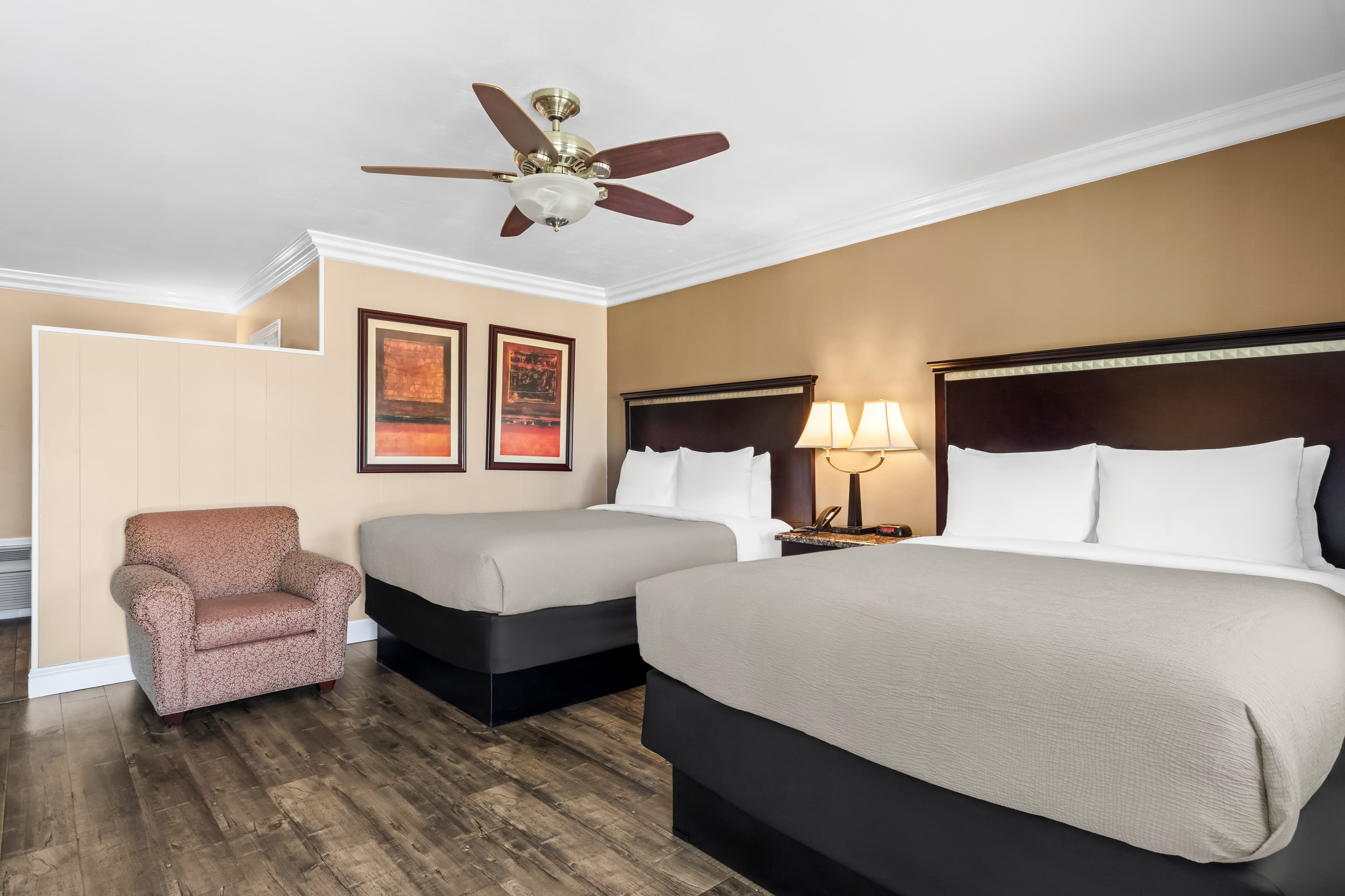 Quality Inn & Suites Santa Maria — 9