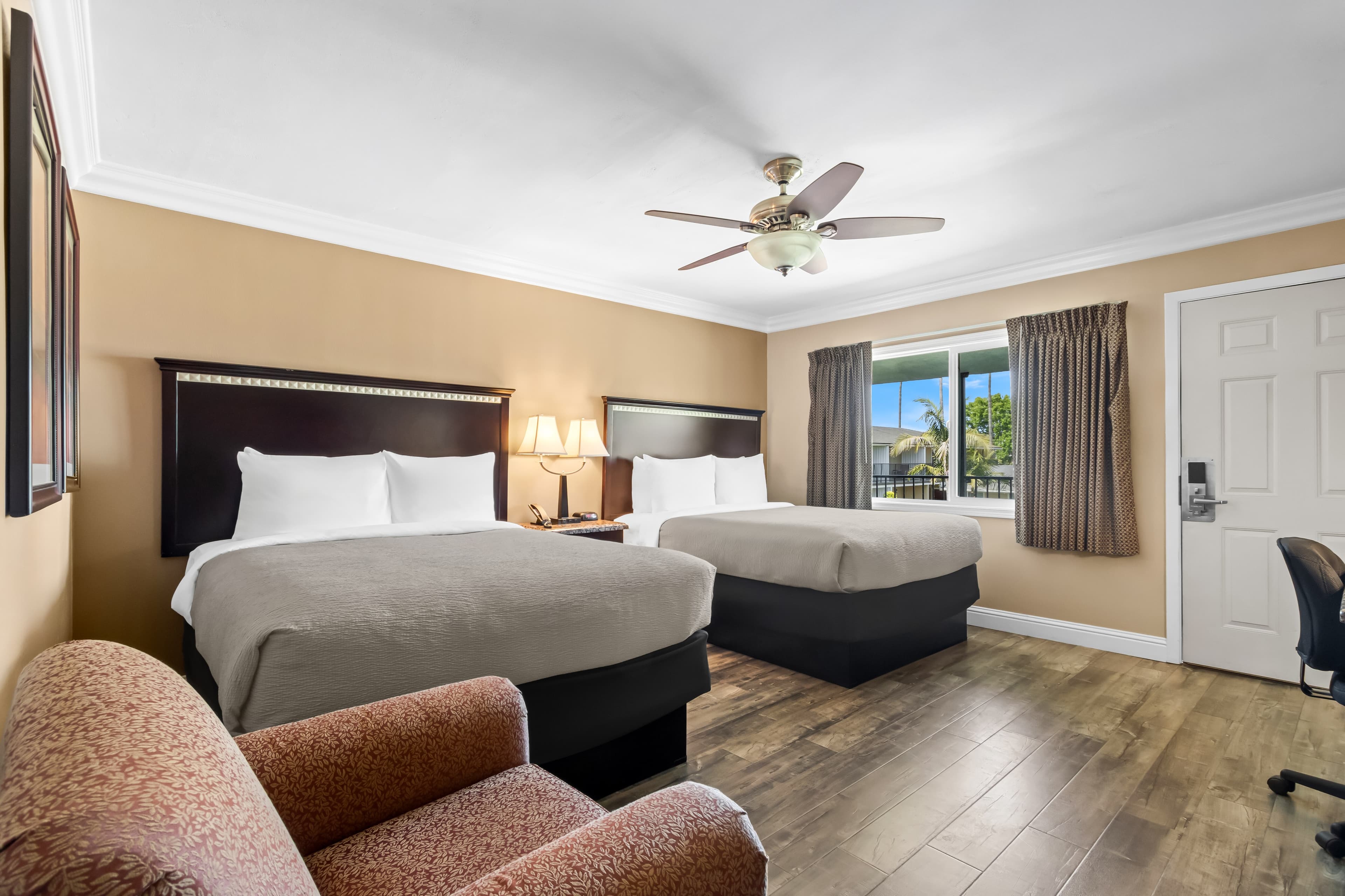 Quality Inn & Suites Santa Maria — 10
