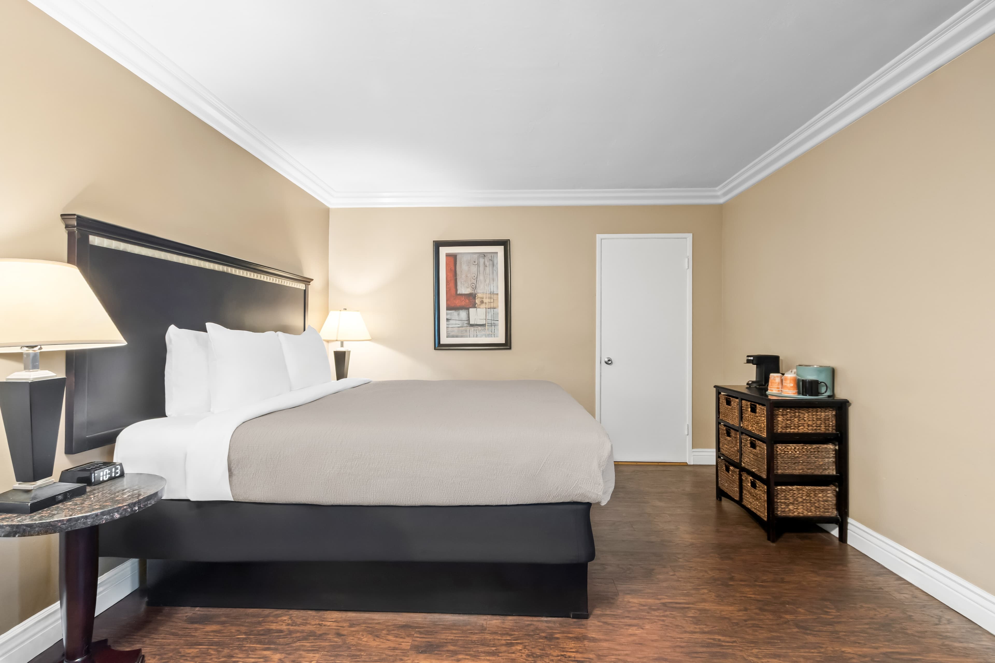 Quality Inn & Suites Santa Maria — 23