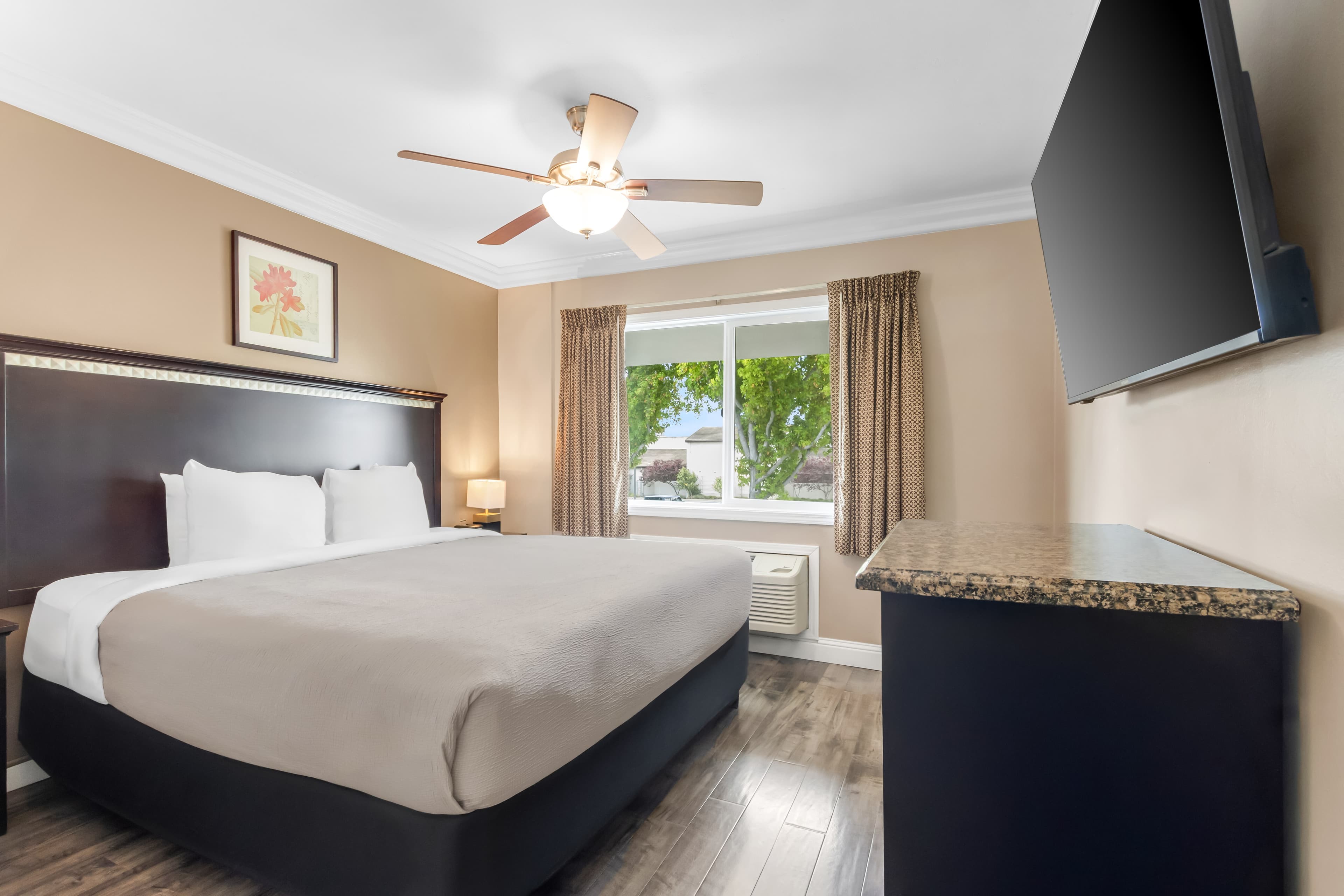 Quality Inn & Suites Santa Maria — 26
