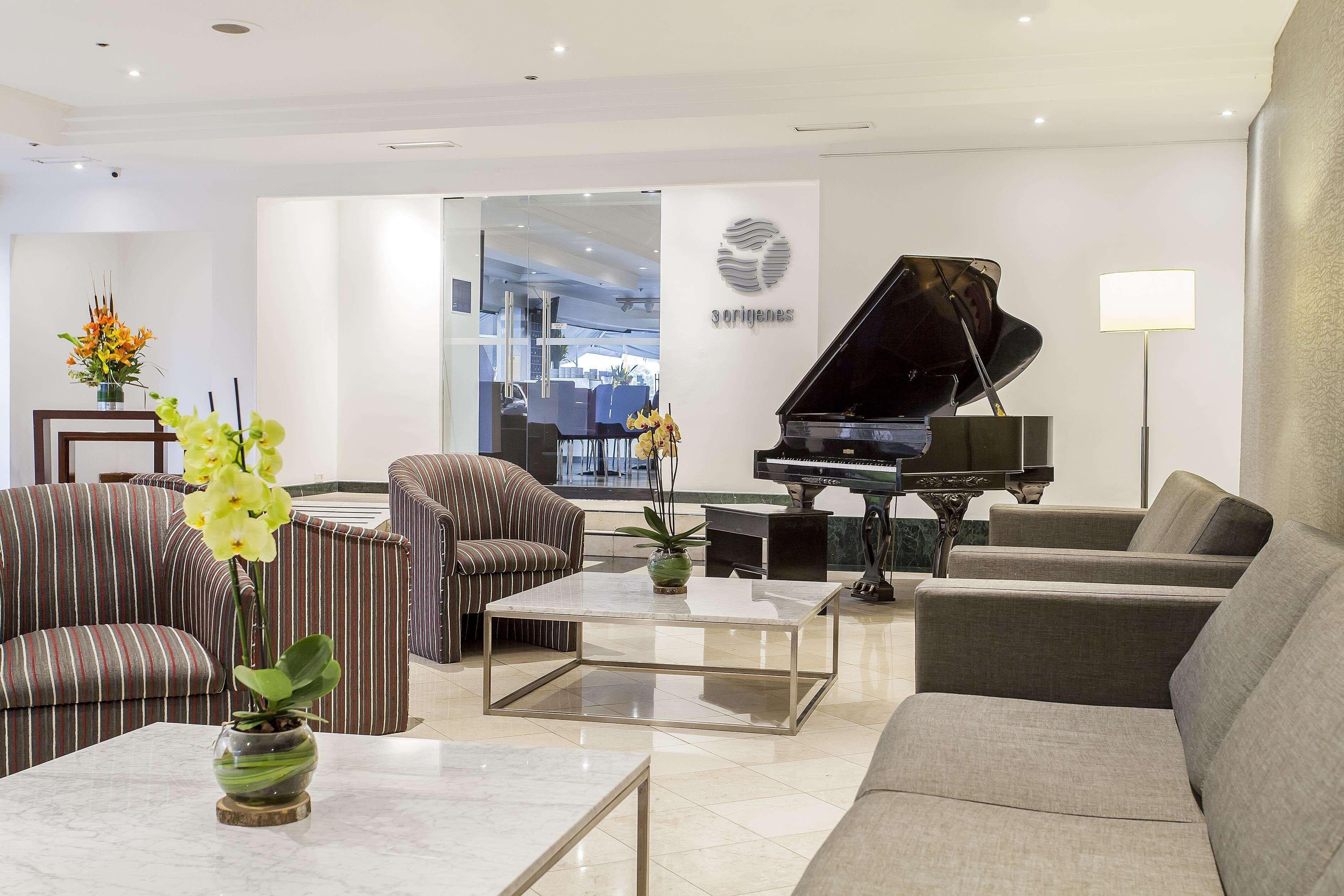 Radisson Bogota Metrotel - Image 1