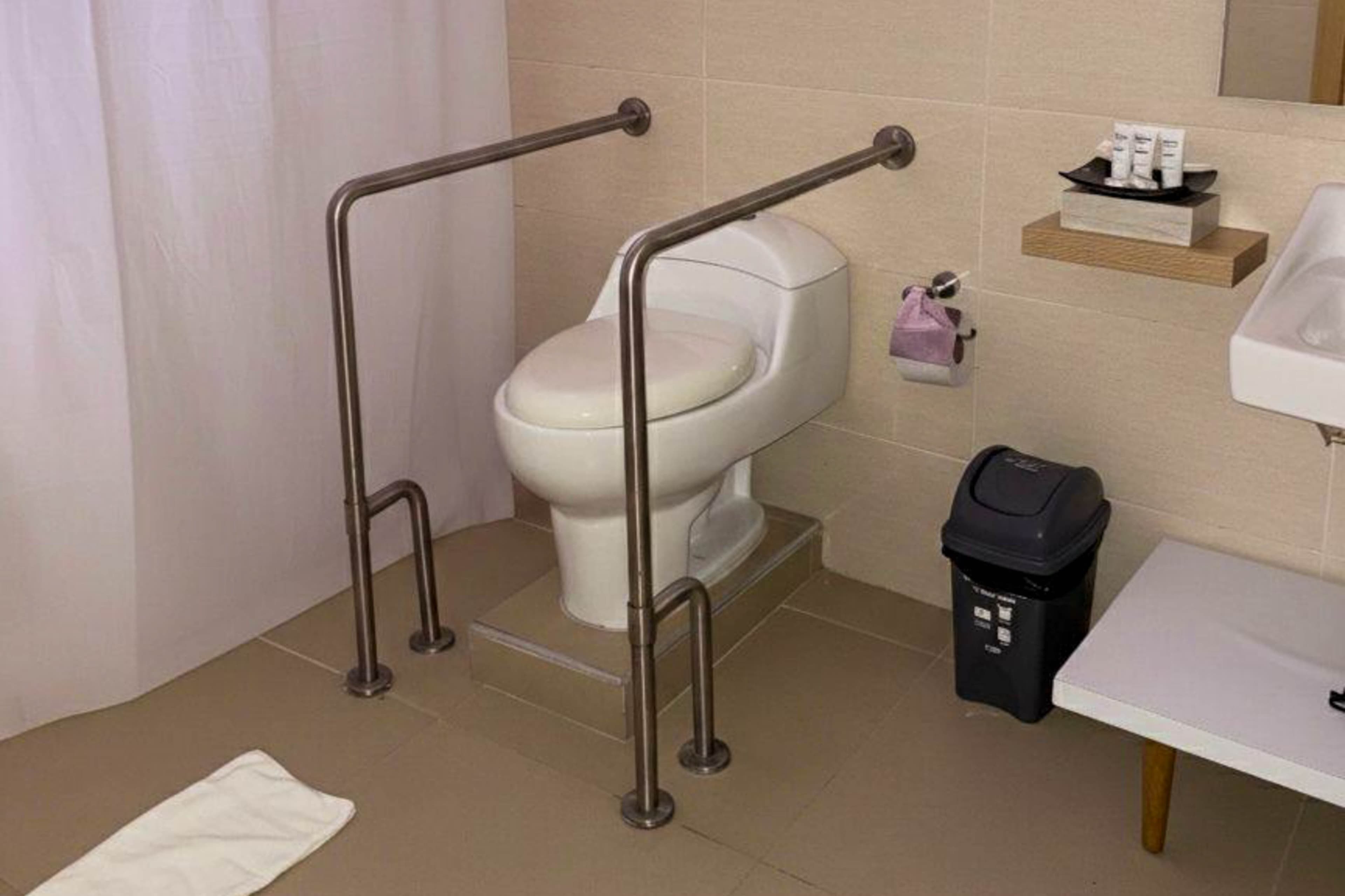 Radisson Hotel Diamond Barranquilla — 30