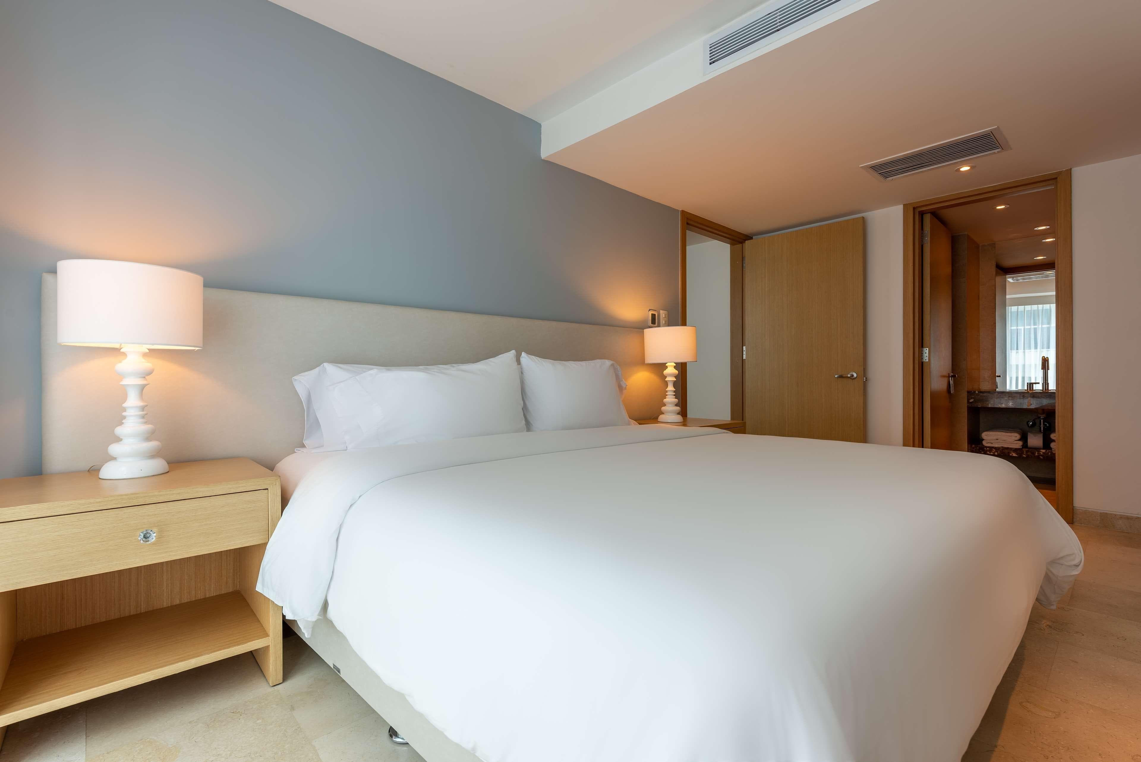 Radisson Cartagena Ocean Pavillion Hotel — 11