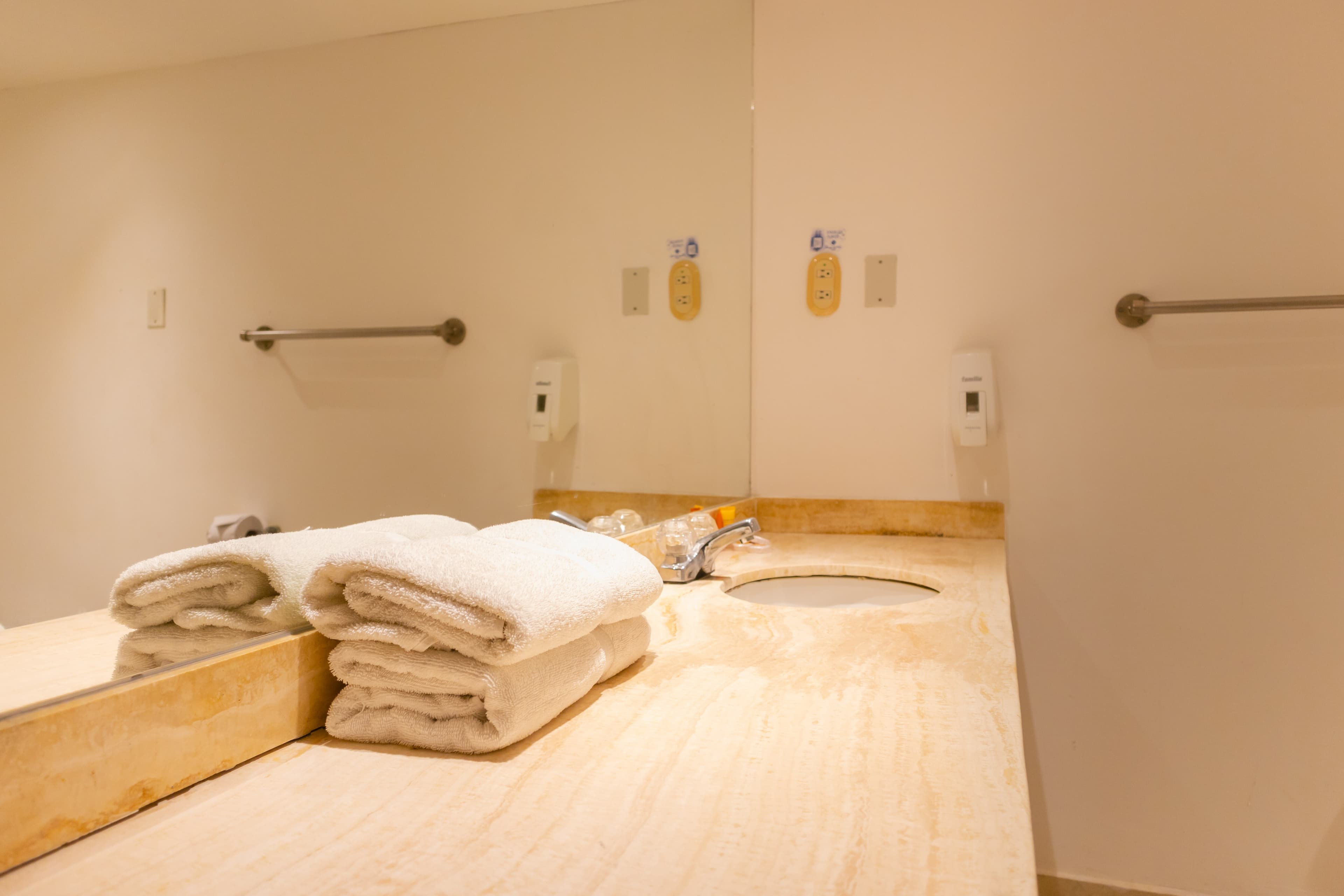 Hotel Faranda Express Puerta Del Sol Barranquilla, A Member of Radisson Individuals — 21