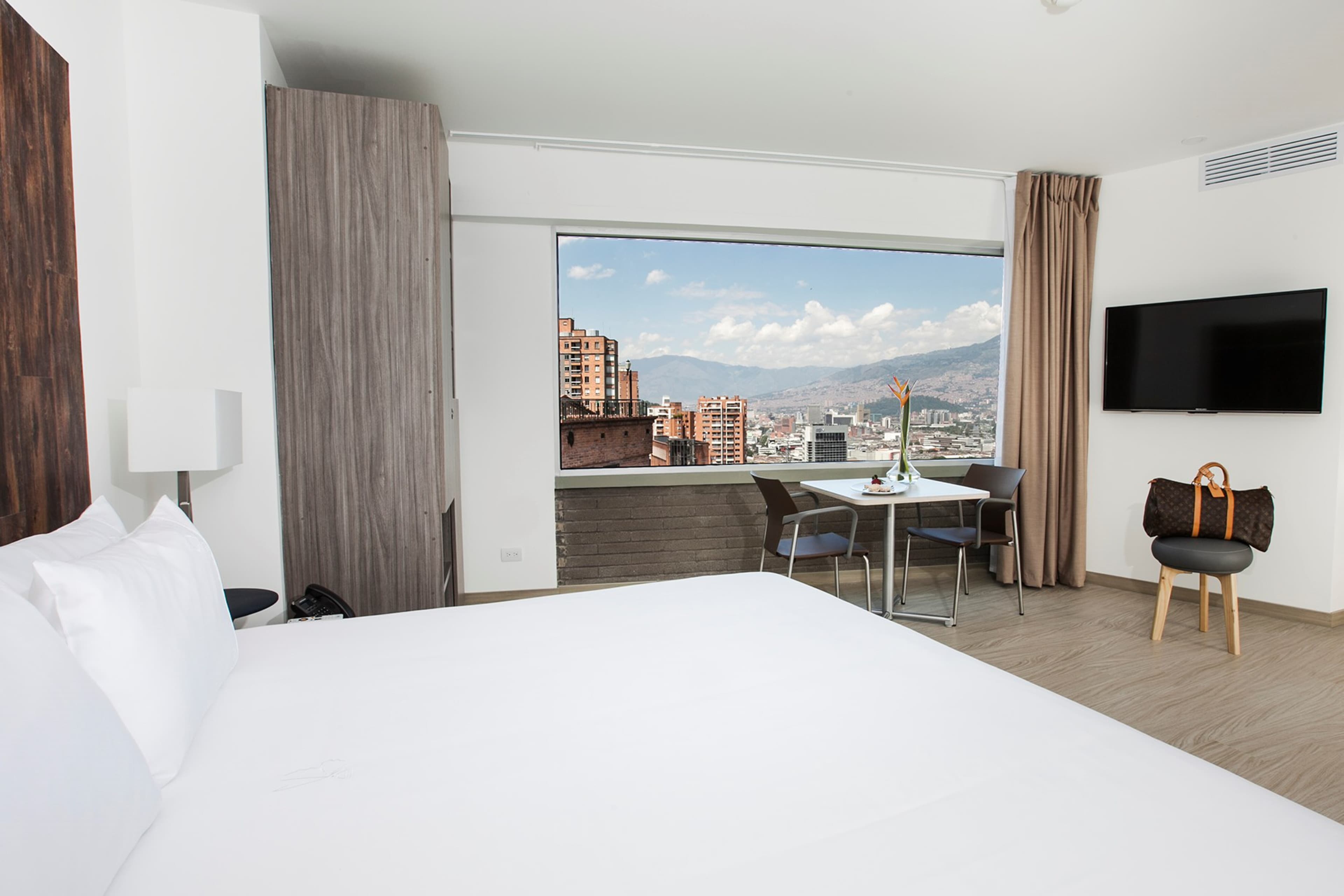 V Grand Hotel, a member of Radisson Individuals — 7
