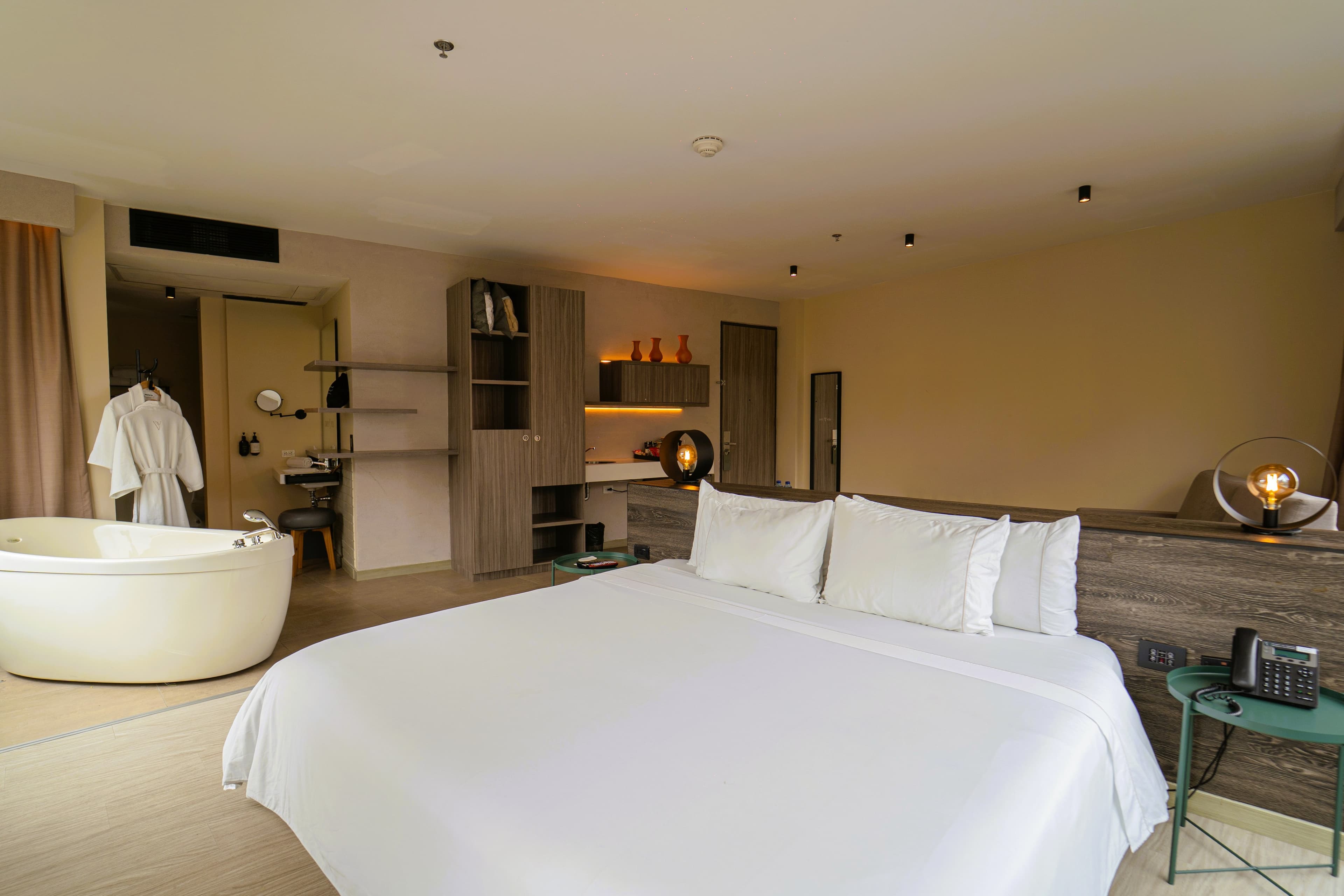 V Grand Hotel, a member of Radisson Individuals — 22