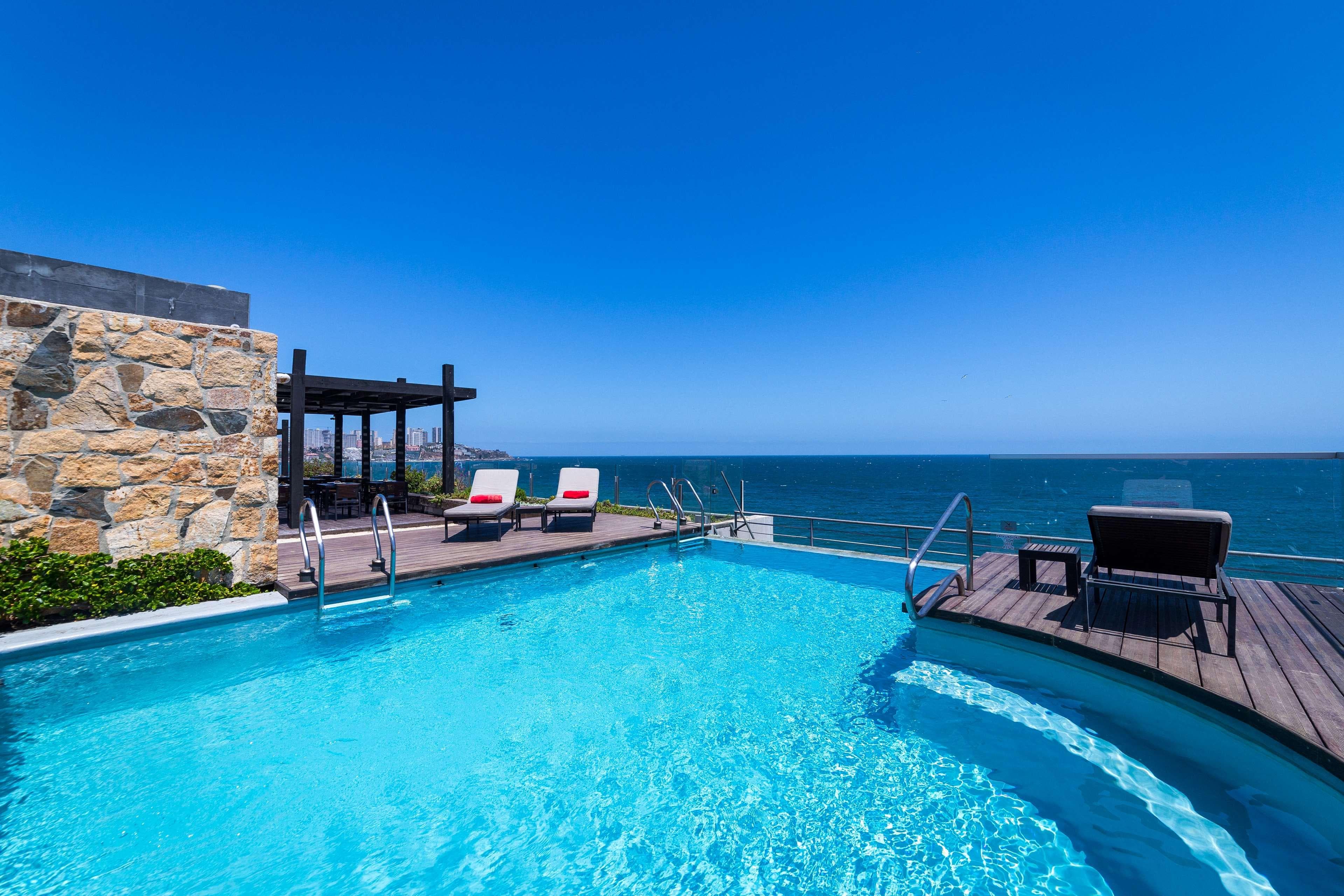 Radisson Blu Acqua Hotel & Spa Concon - Image 1