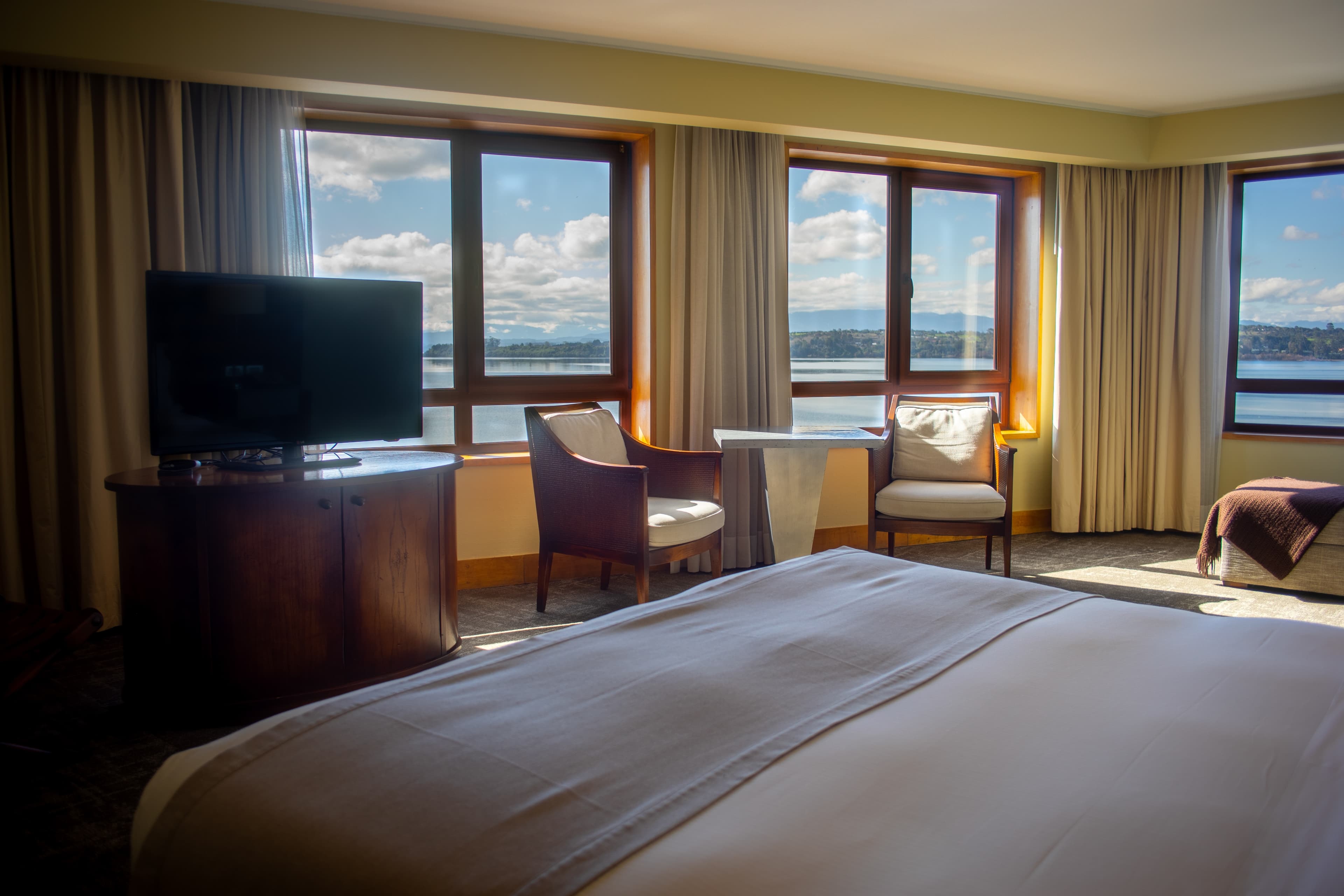 Radisson Hotel Puerto Varas - Image 2