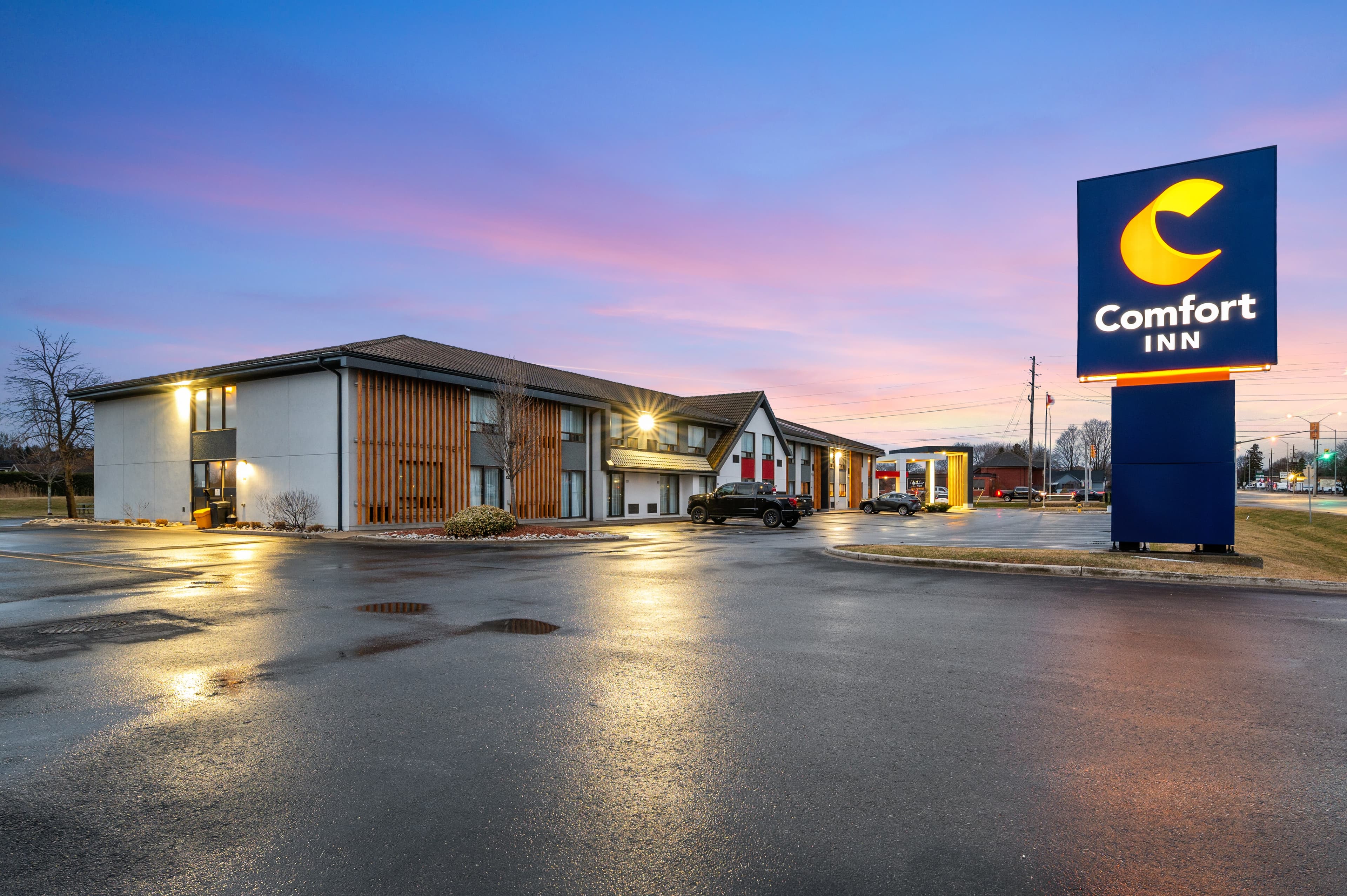 Comfort Inn - Image 1