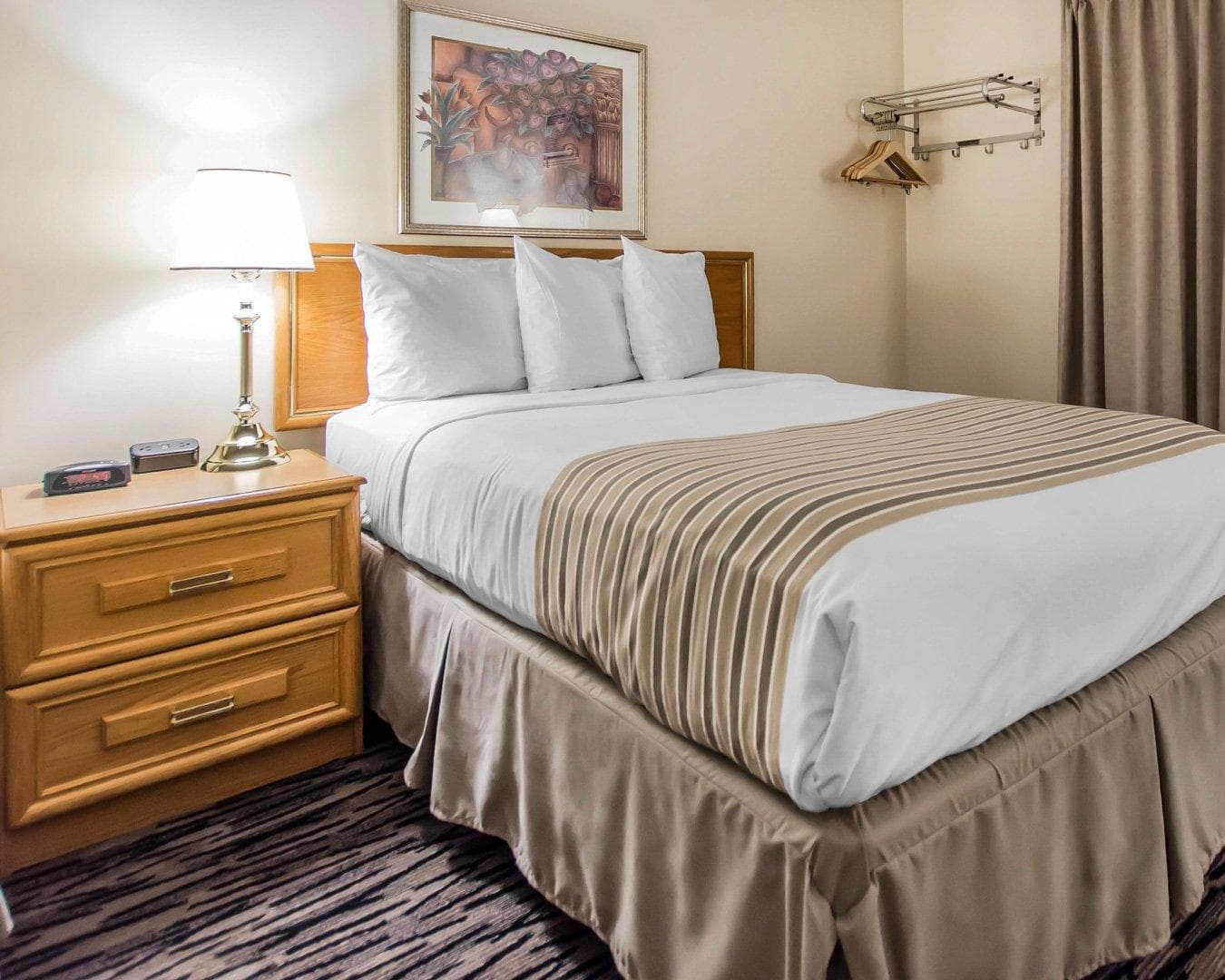 Econo Lodge — 12