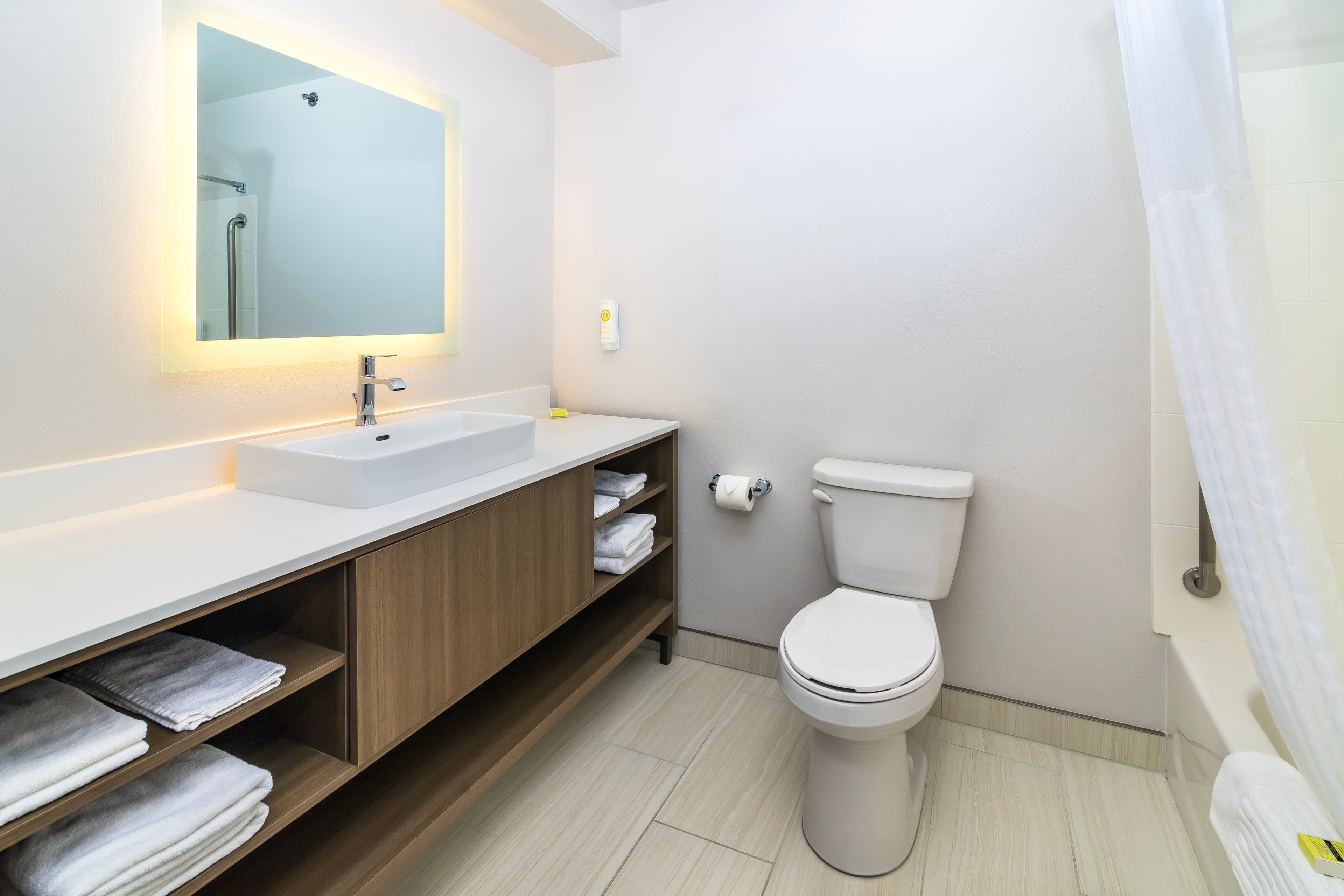 Comfort Inn & Suites — 7