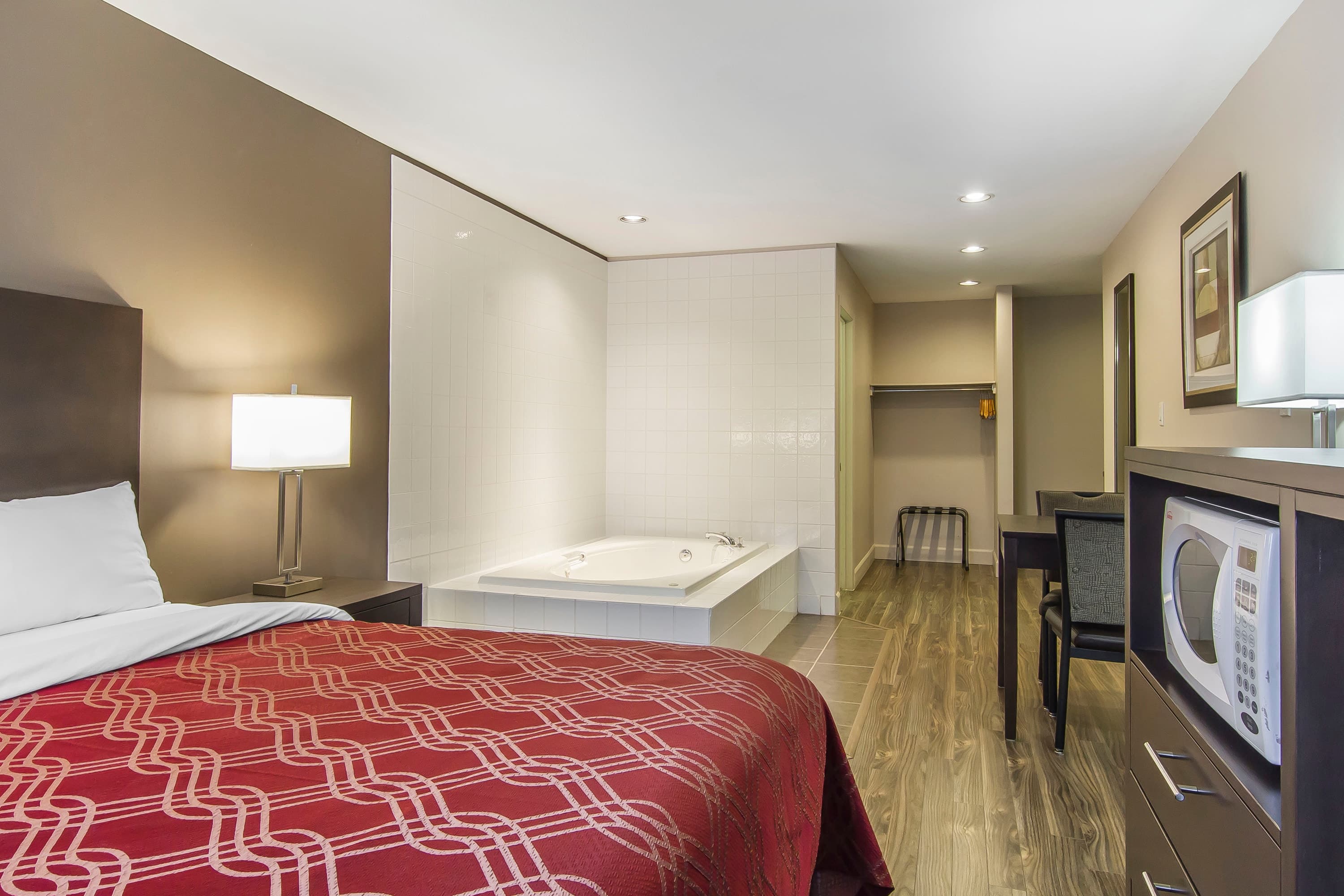 Econo Lodge Inn & Suites — 21