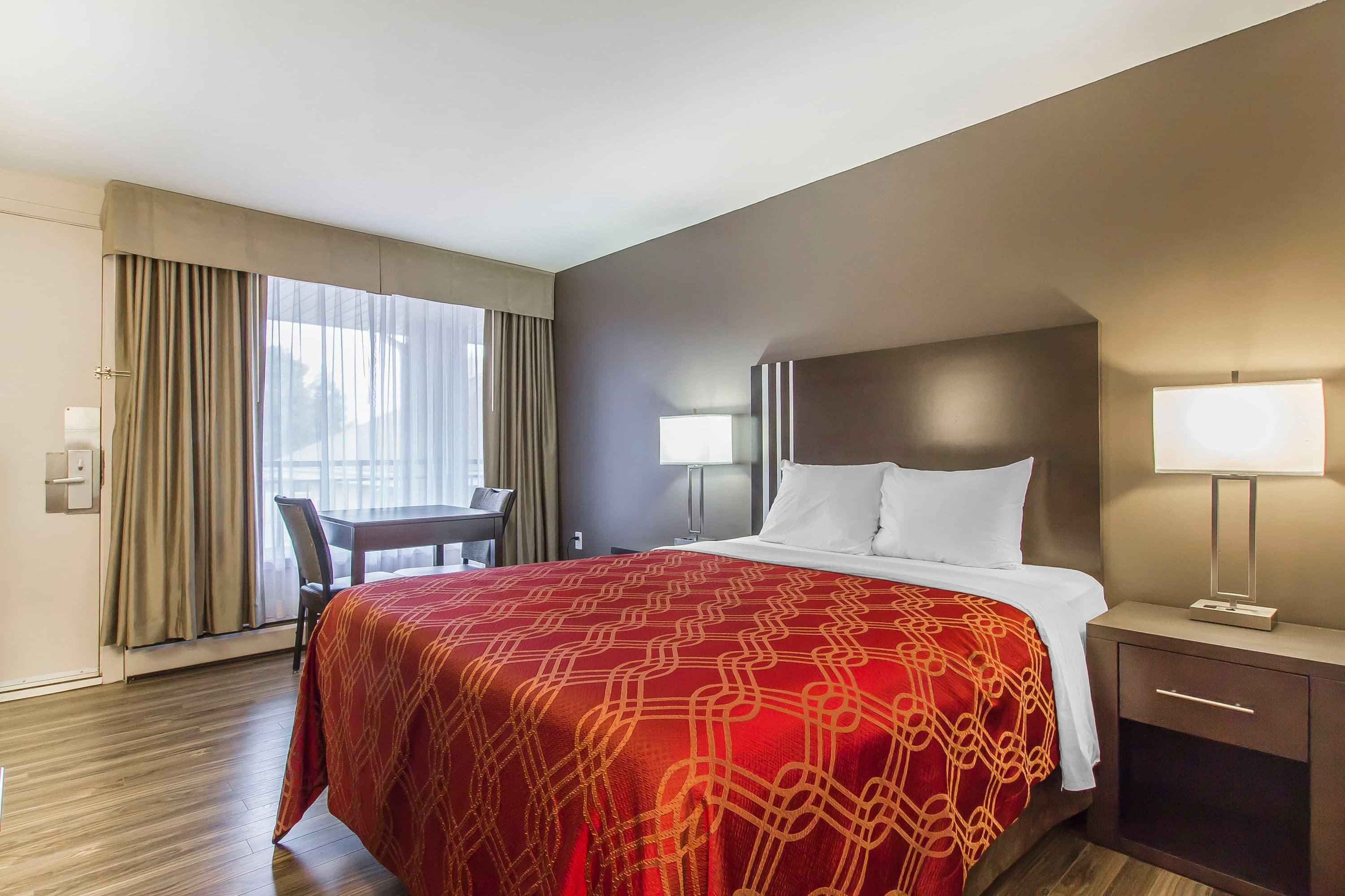 Econo Lodge Inn & Suites — 13