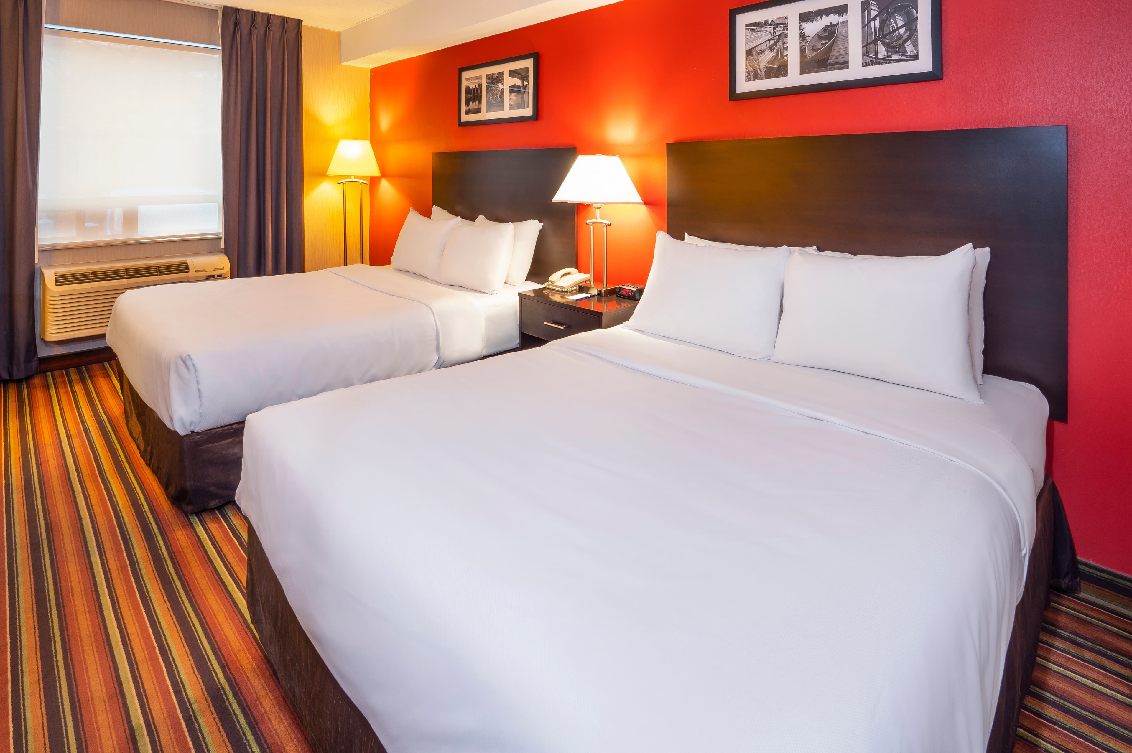 Comfort Hotel & Suites — 7