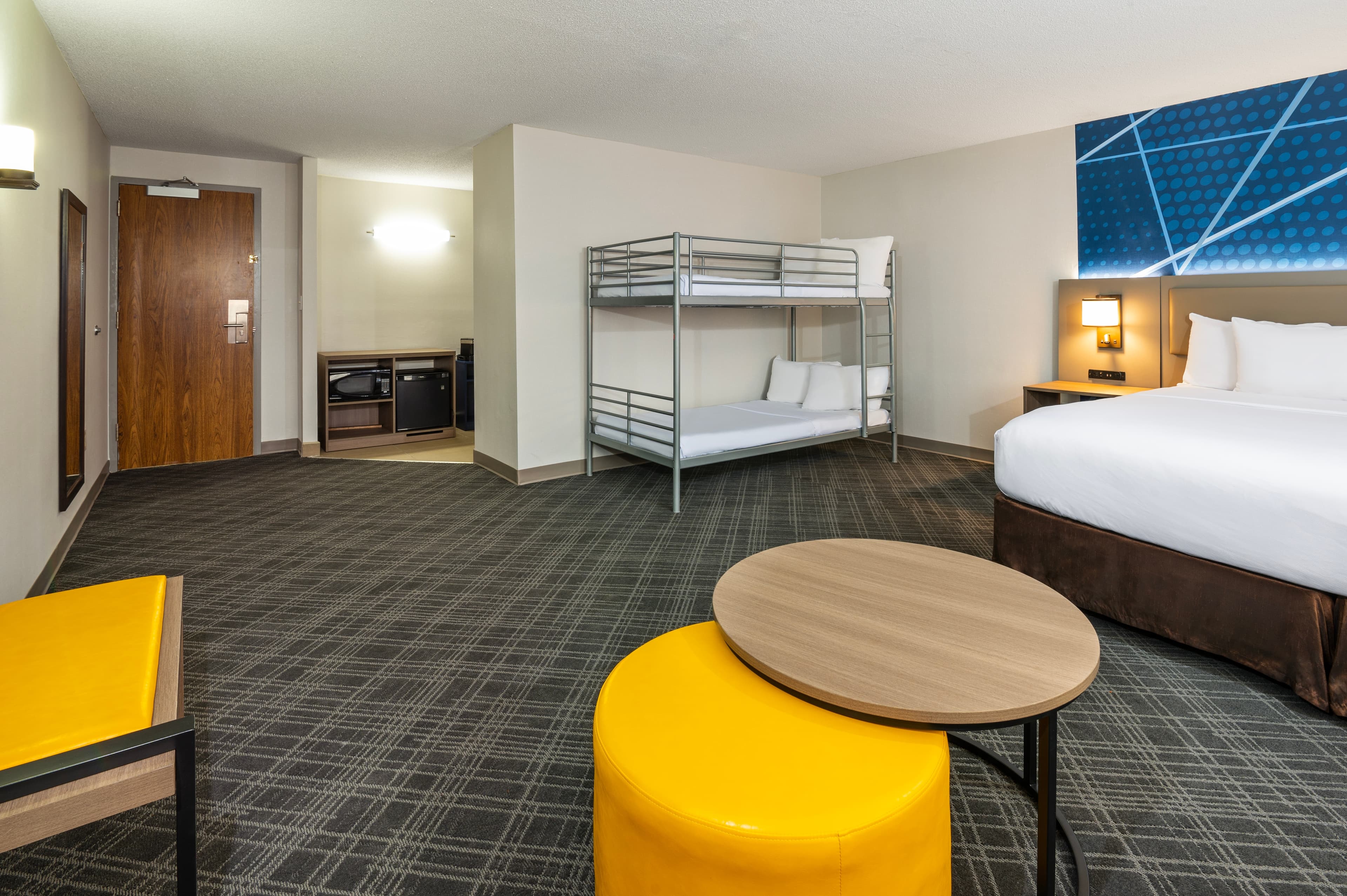 Comfort Inn & Suites — 9
