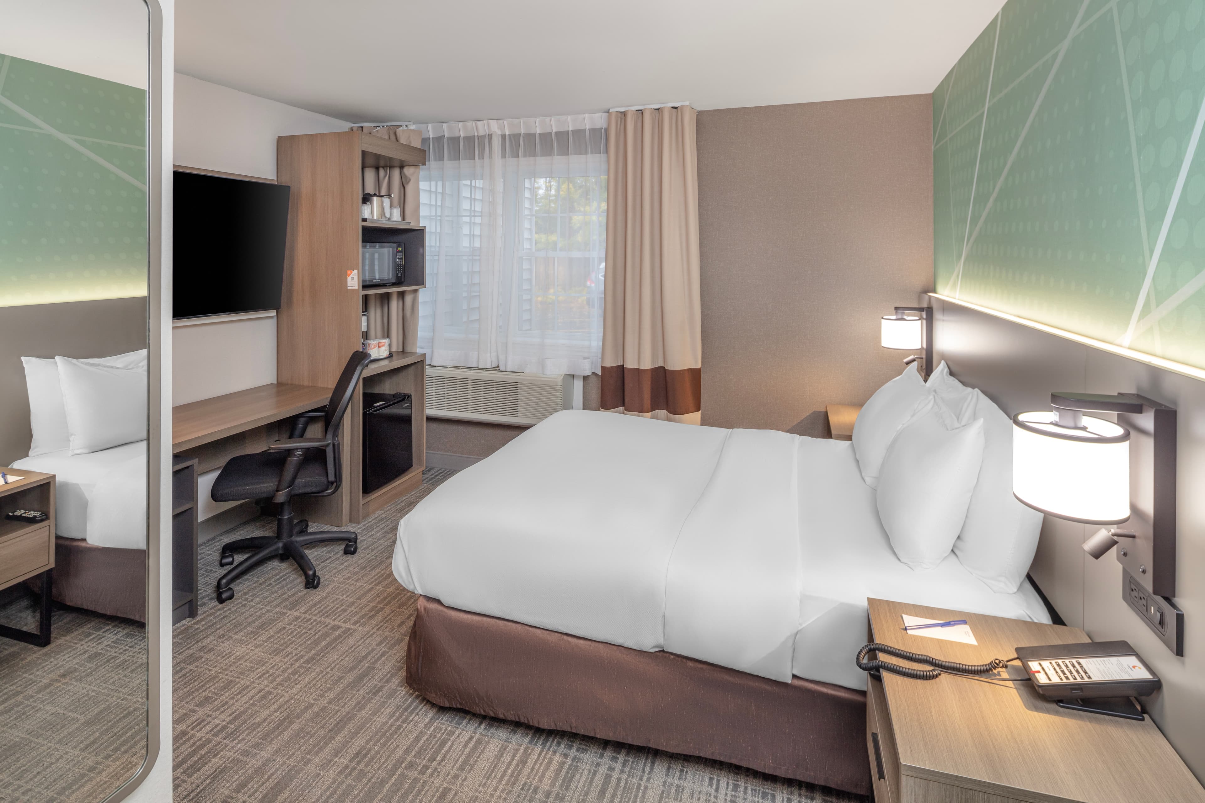 Comfort Inn - Image 2