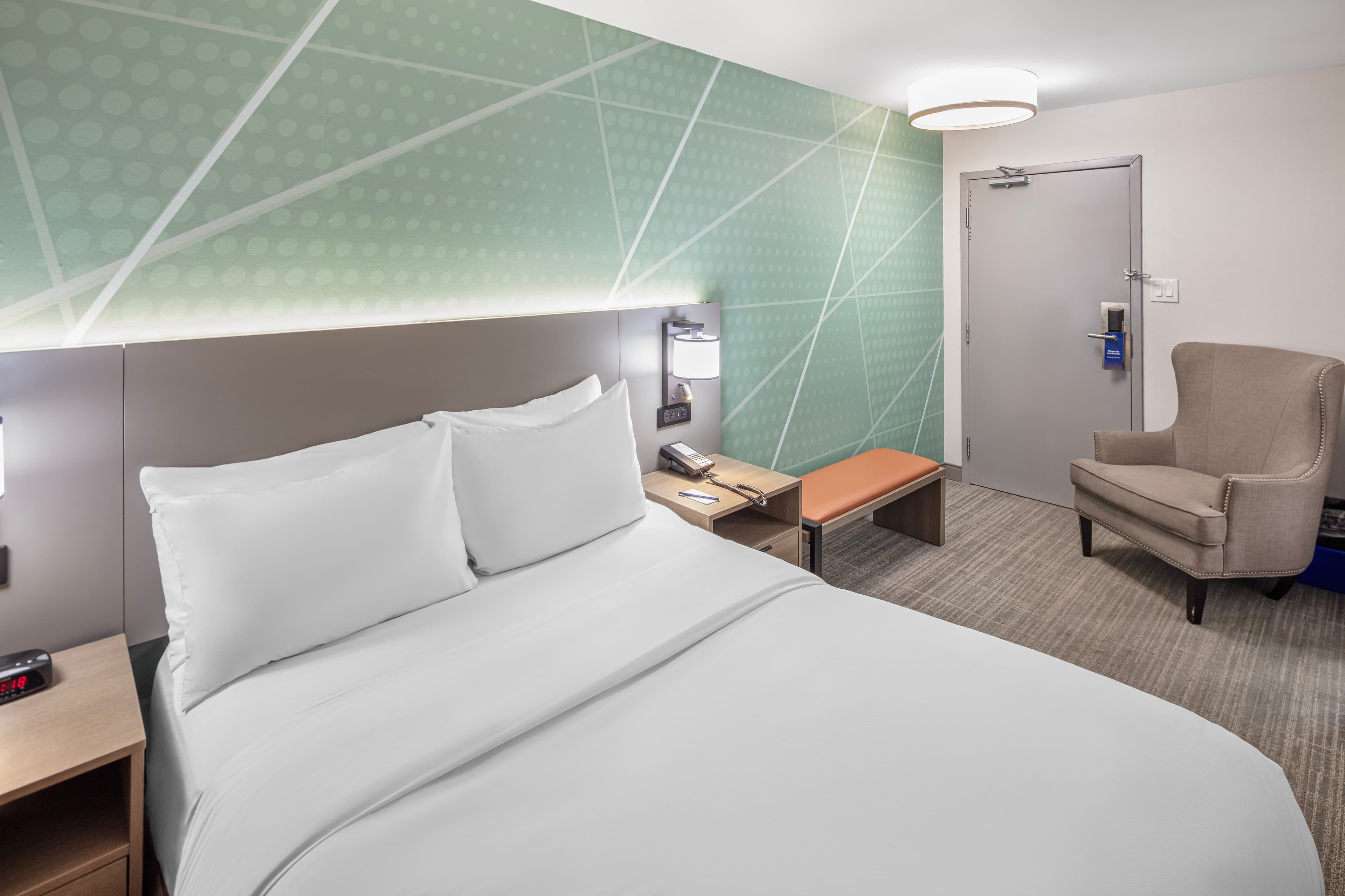 Comfort Inn - Image 3