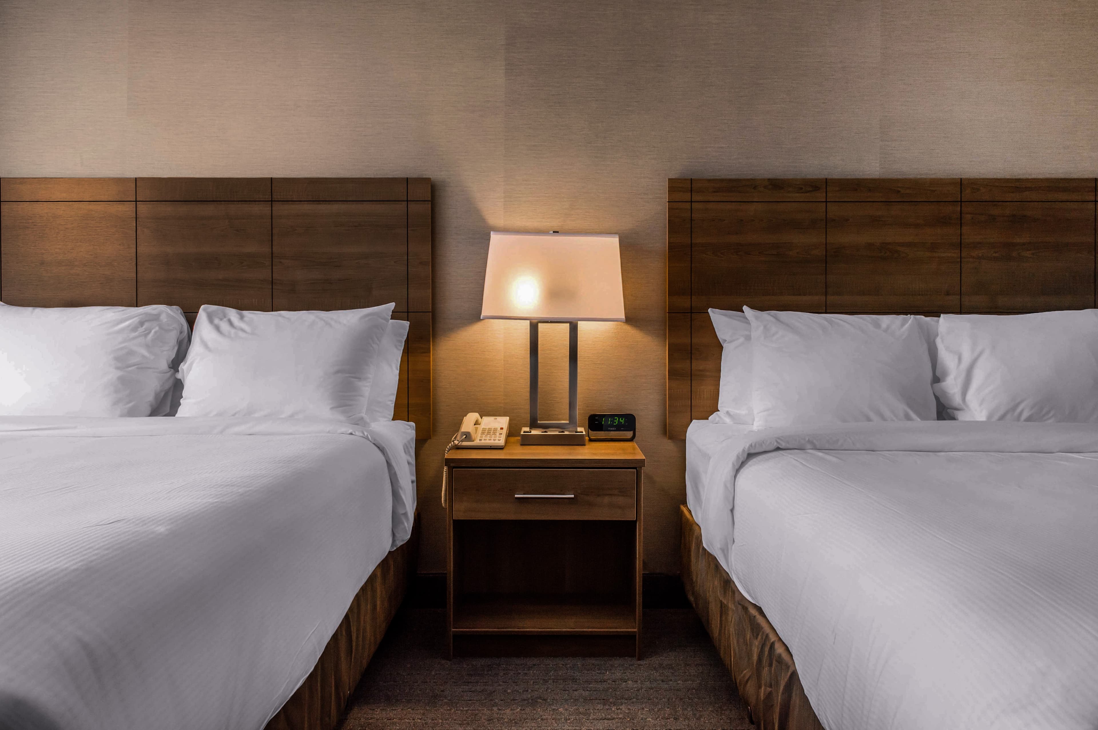 Quality Hotel Dorval Aeroport — 24