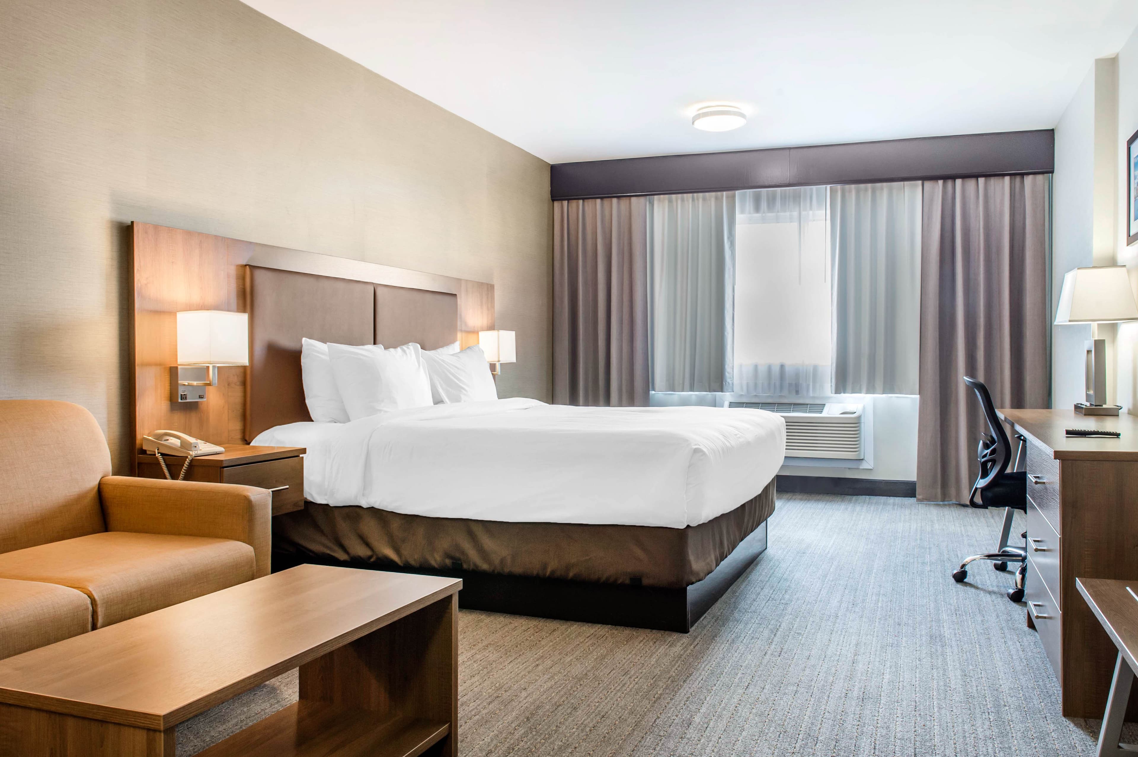 Quality Hotel Dorval Aeroport - Image 5