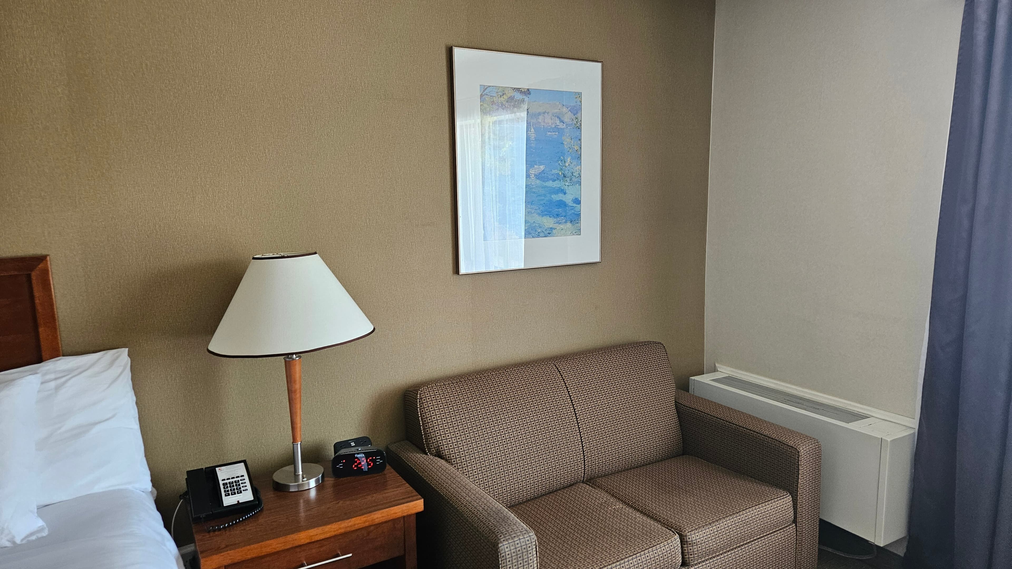 Comfort Inn - Image 3