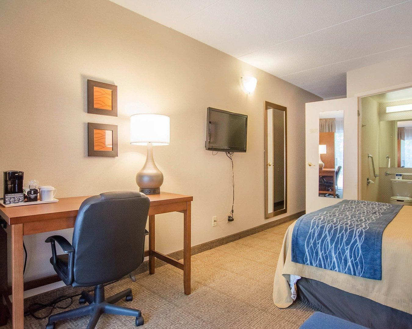 Comfort Inn — 6