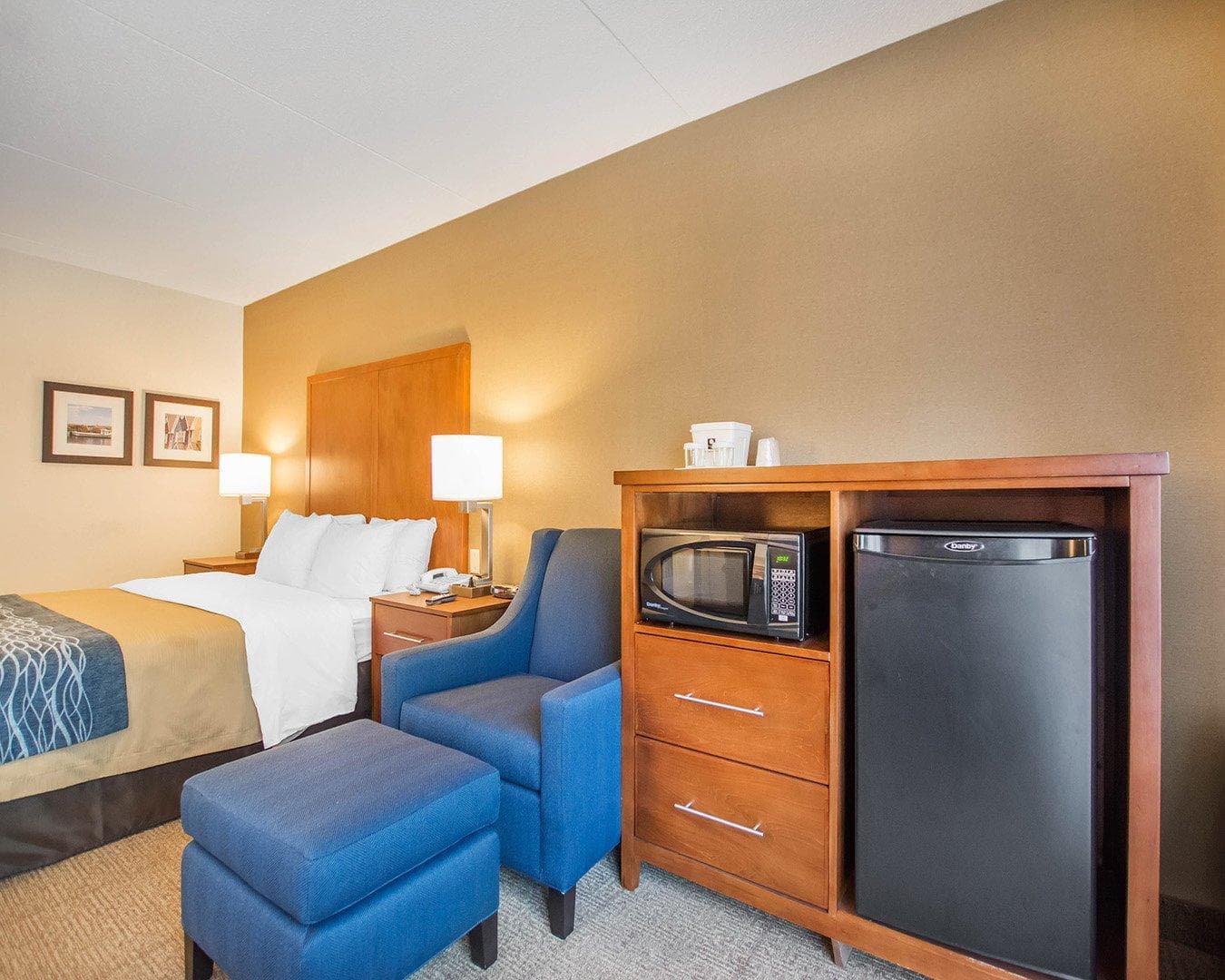Comfort Inn — 11