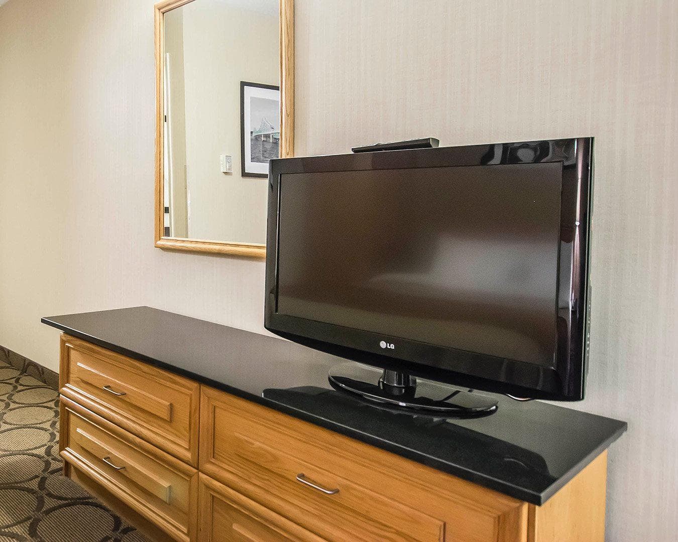 Comfort Inn - Image 5
