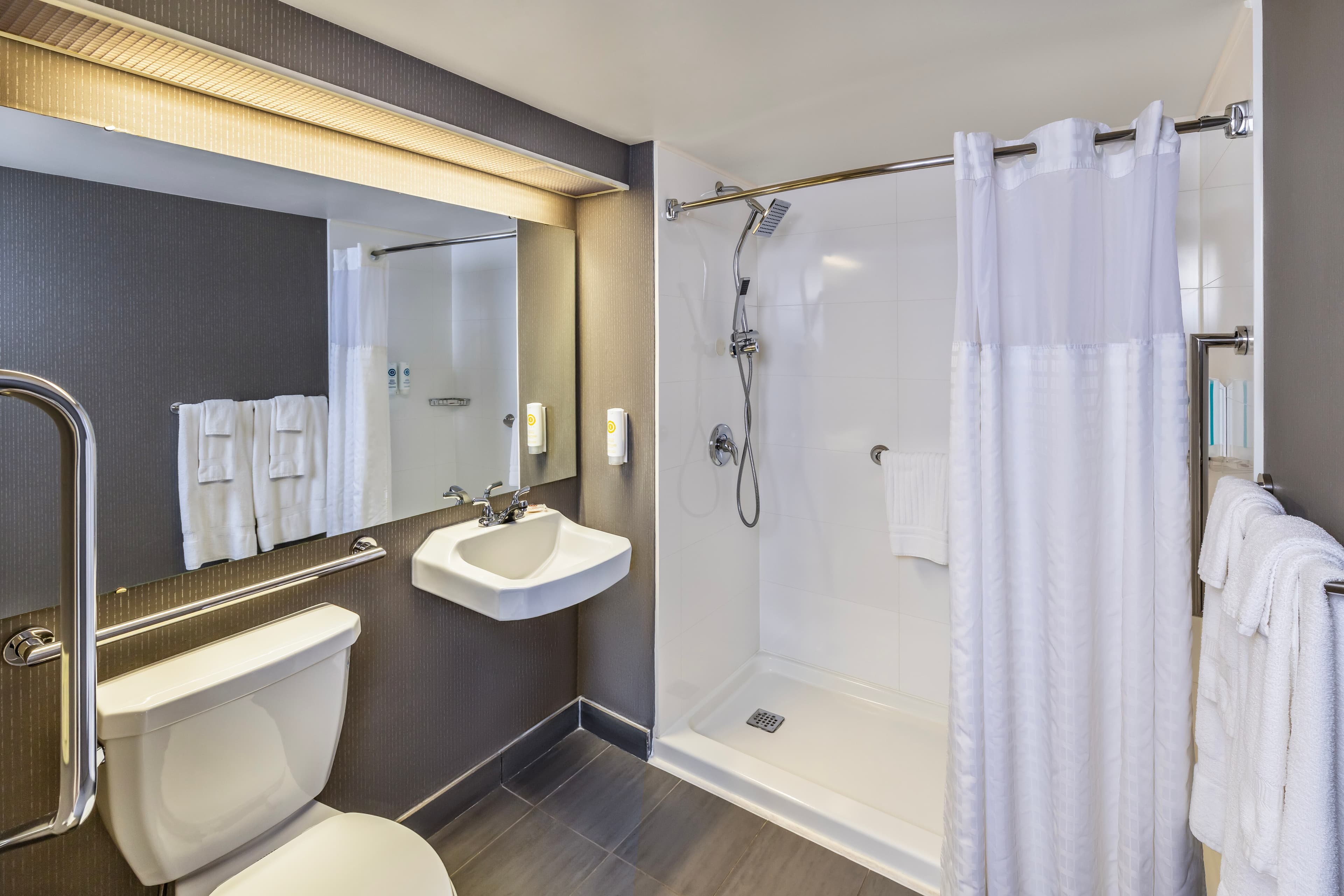 Comfort Inn — 9