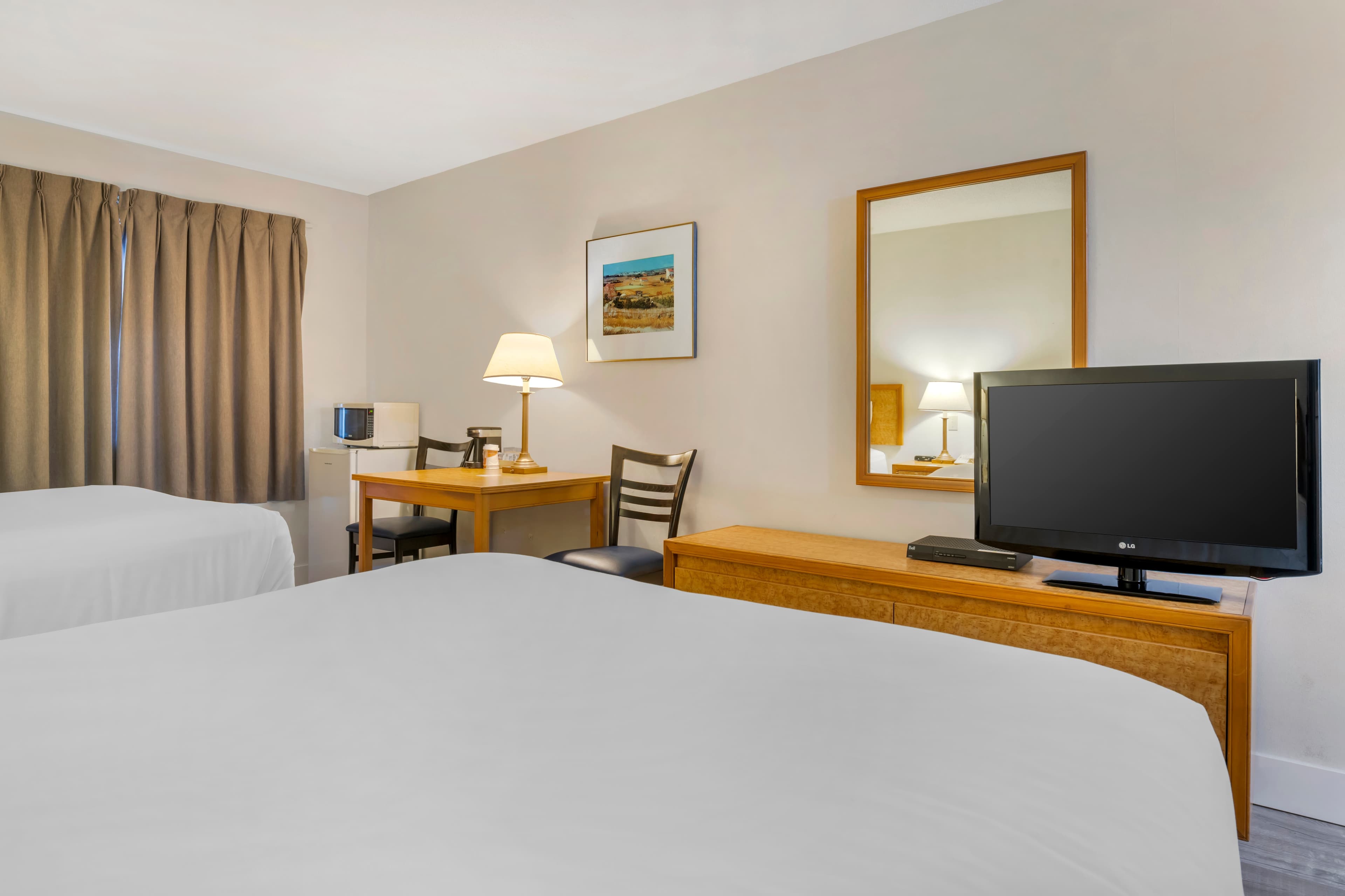 Rodeway Inn — 19