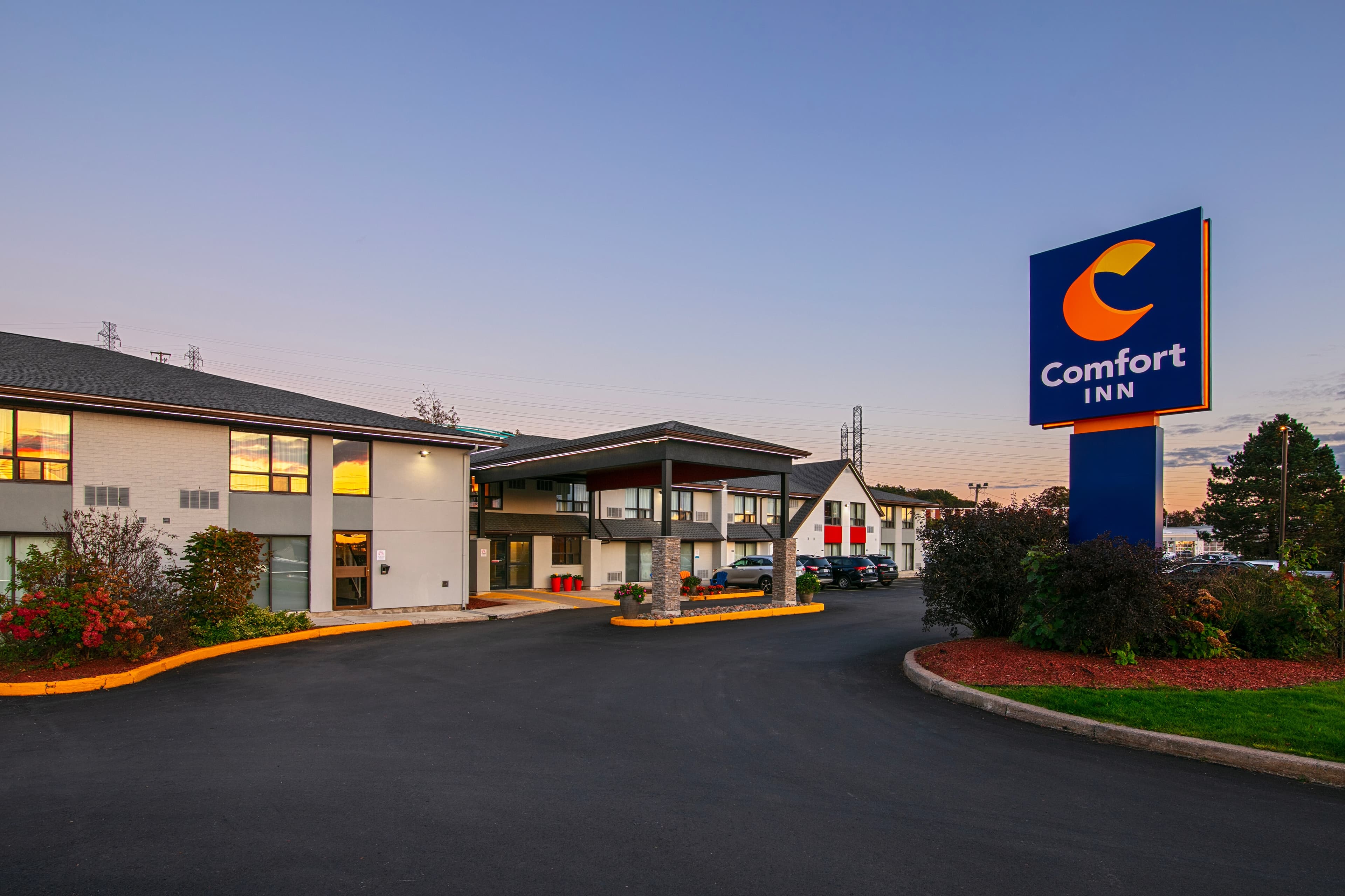 Comfort Inn - Image 1