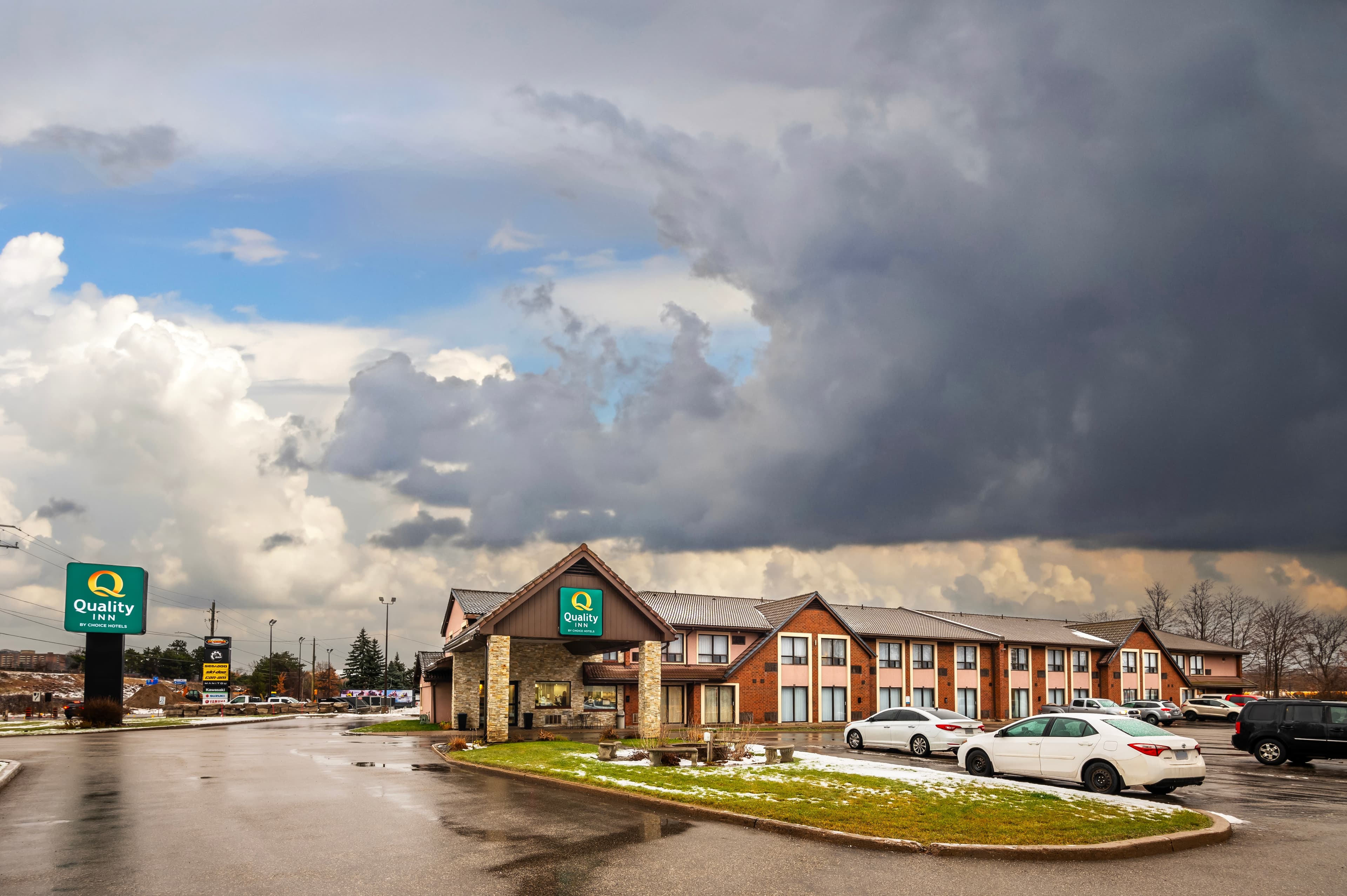 Quality Inn - Image 1