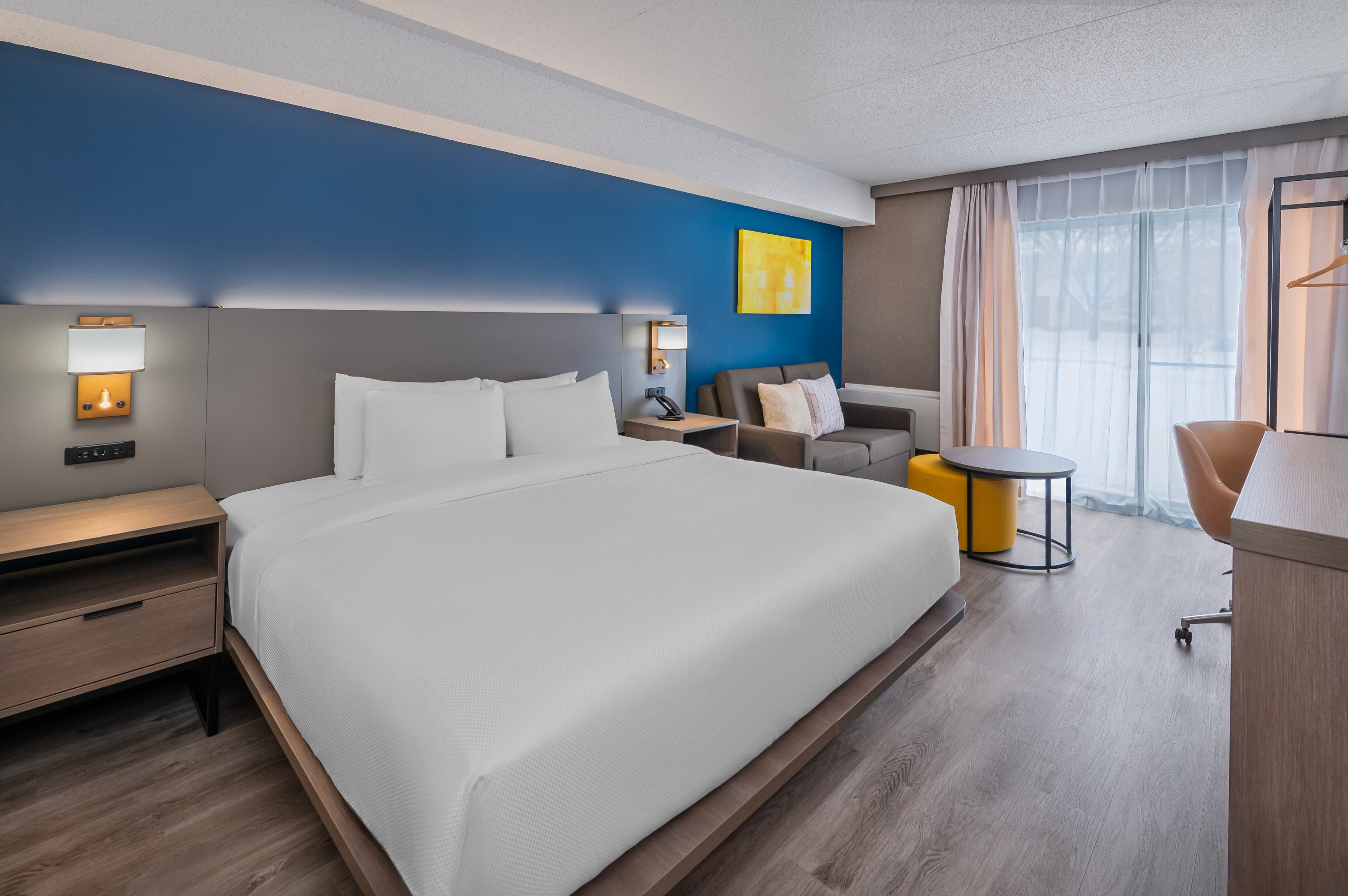 Comfort Inn - Image 2