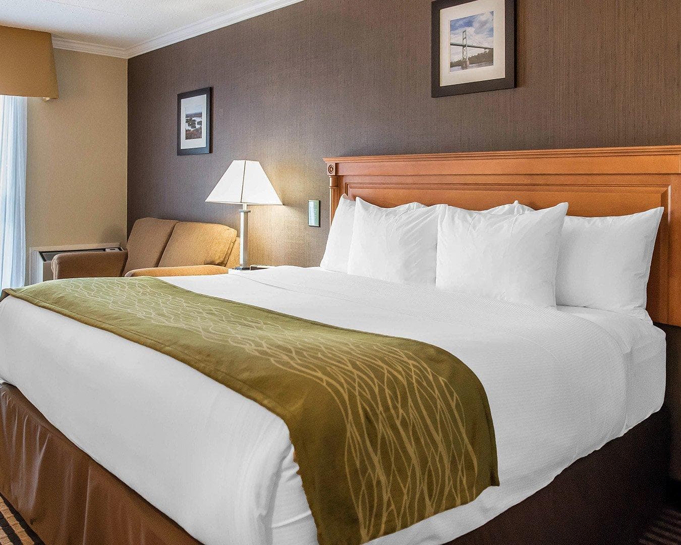 Comfort Inn - Image 5