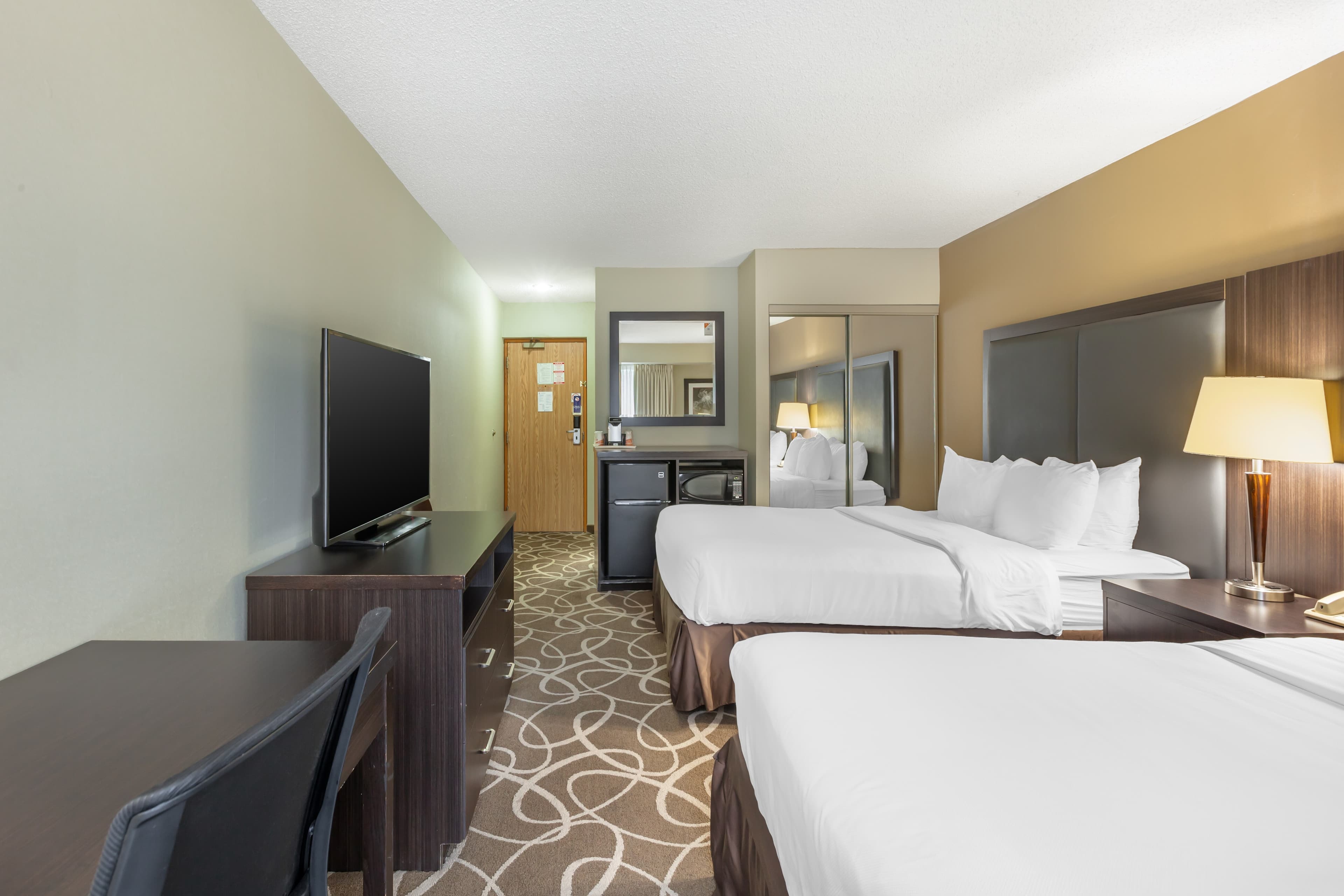 Comfort Inn - Image 3