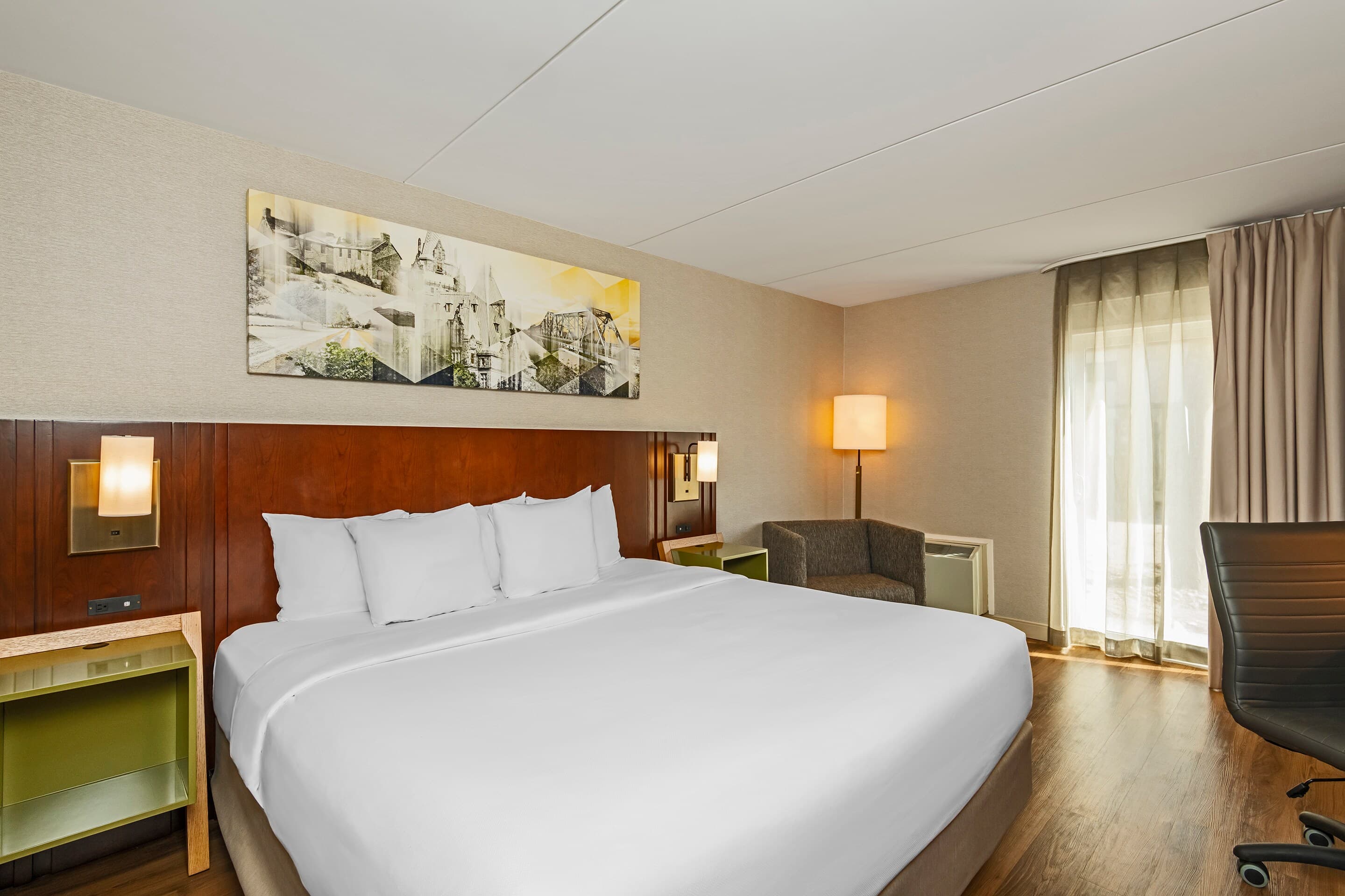 Comfort Inn - Image 1
