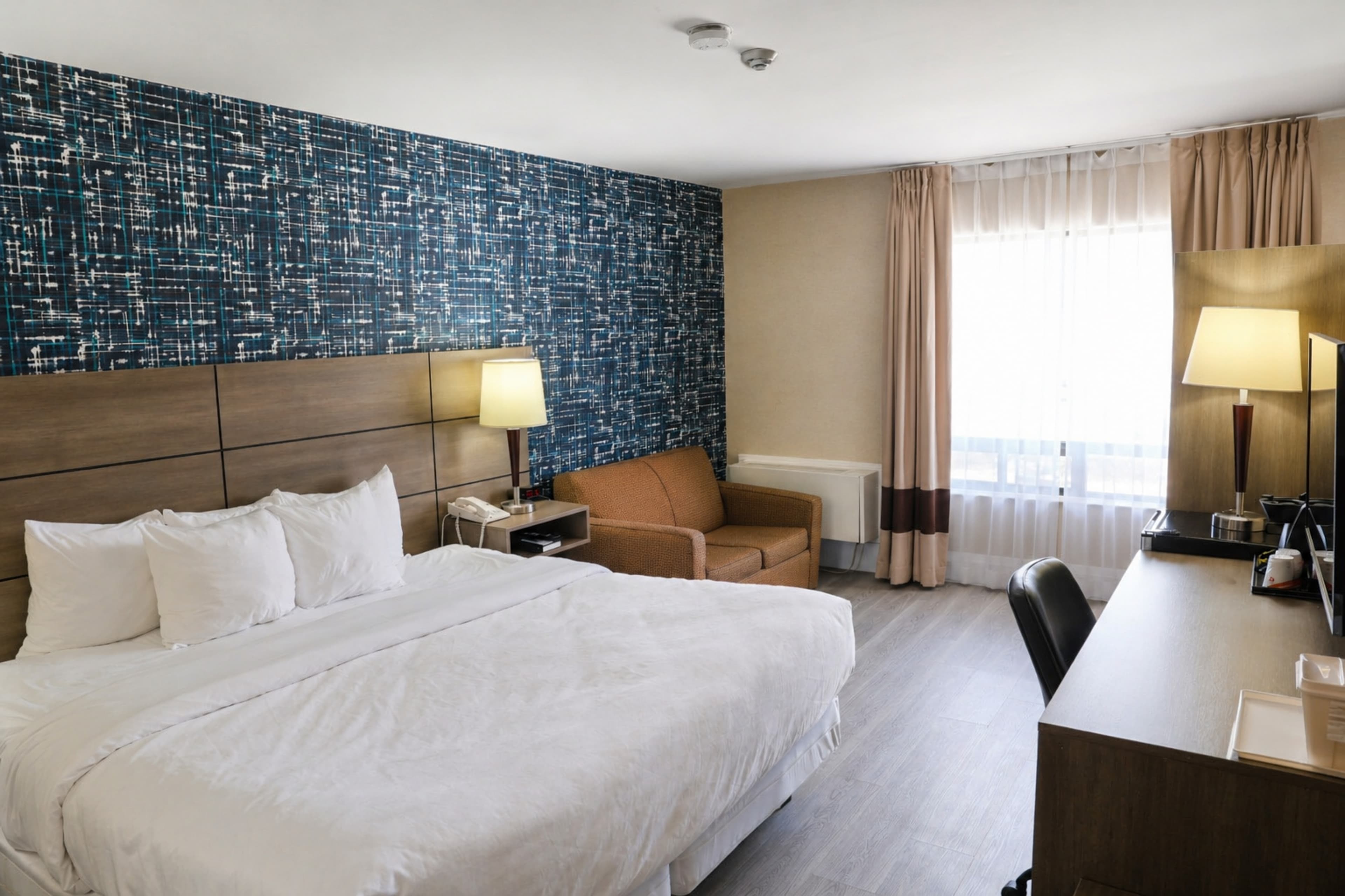 Comfort Inn — 4
