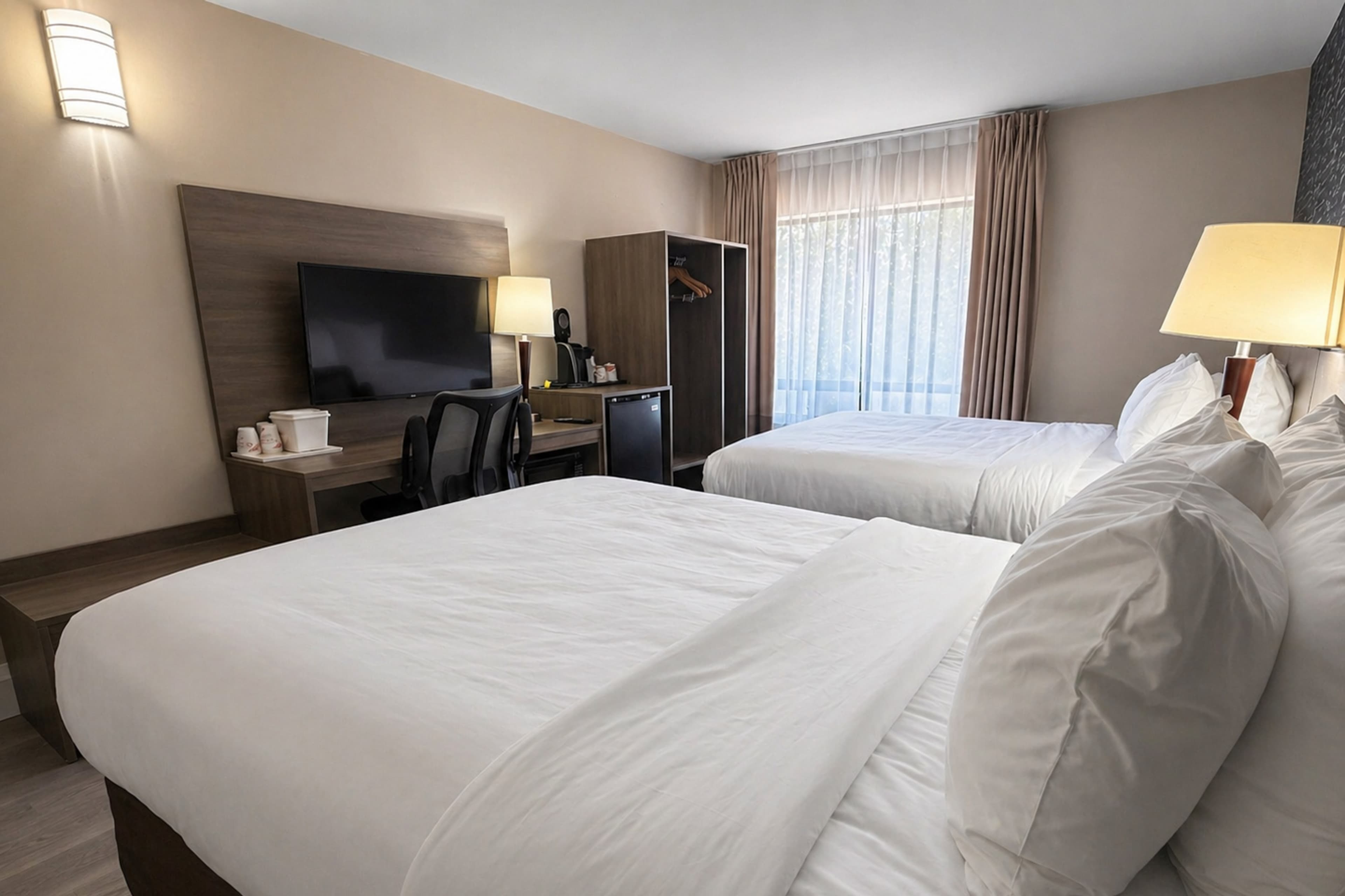 Comfort Inn — 6