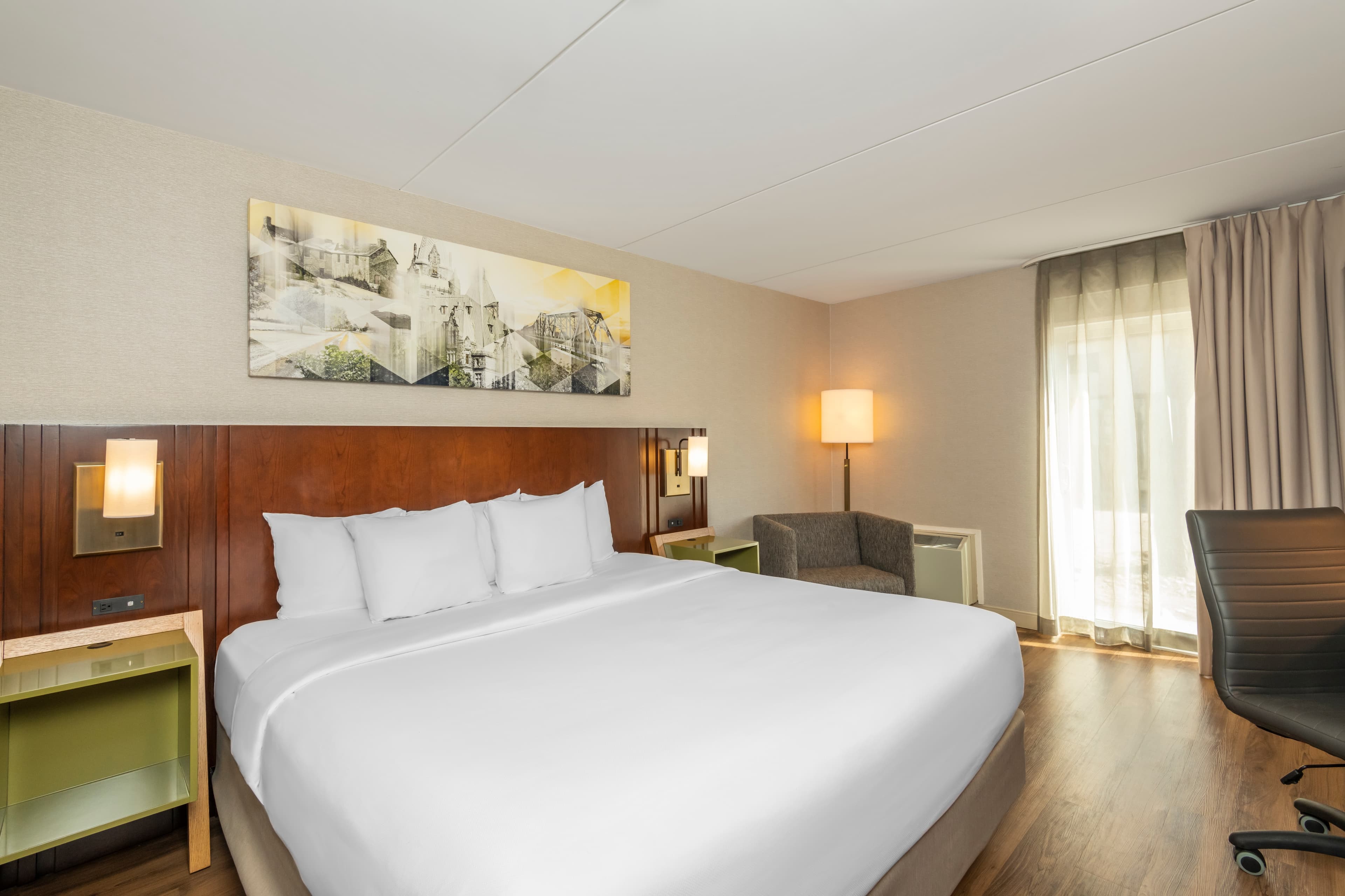 Comfort Inn - Image 4