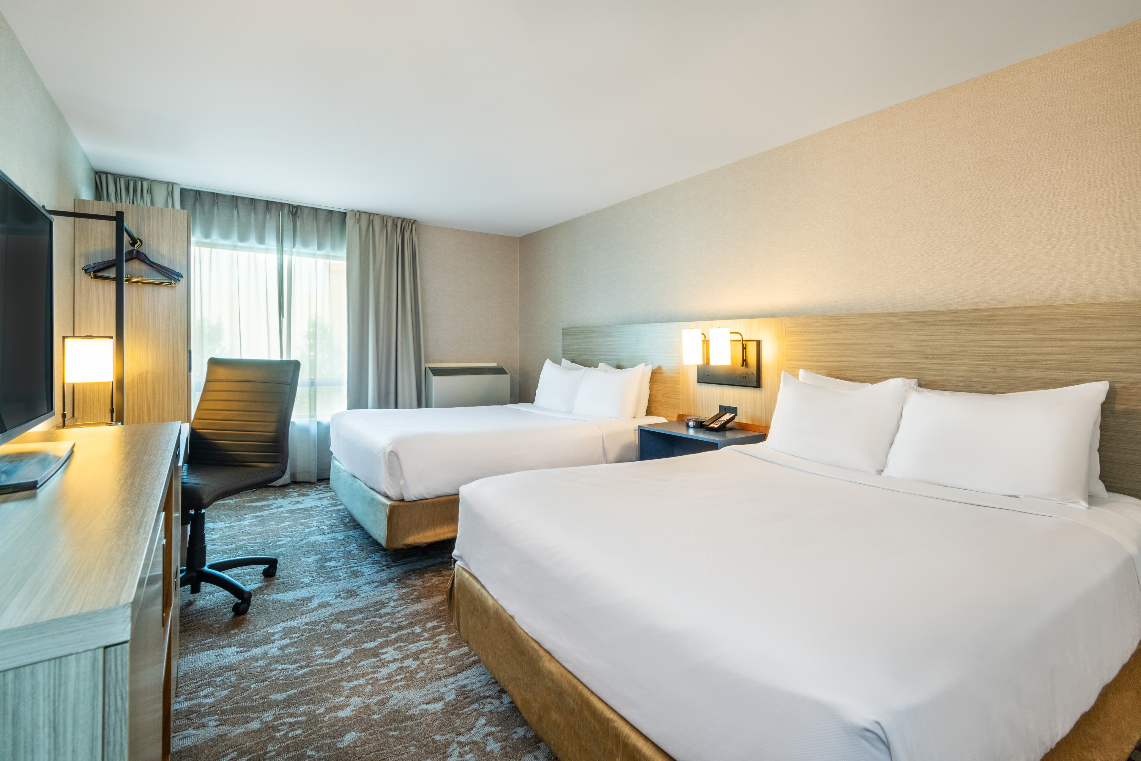 Comfort Inn Hwy. 401 — 52