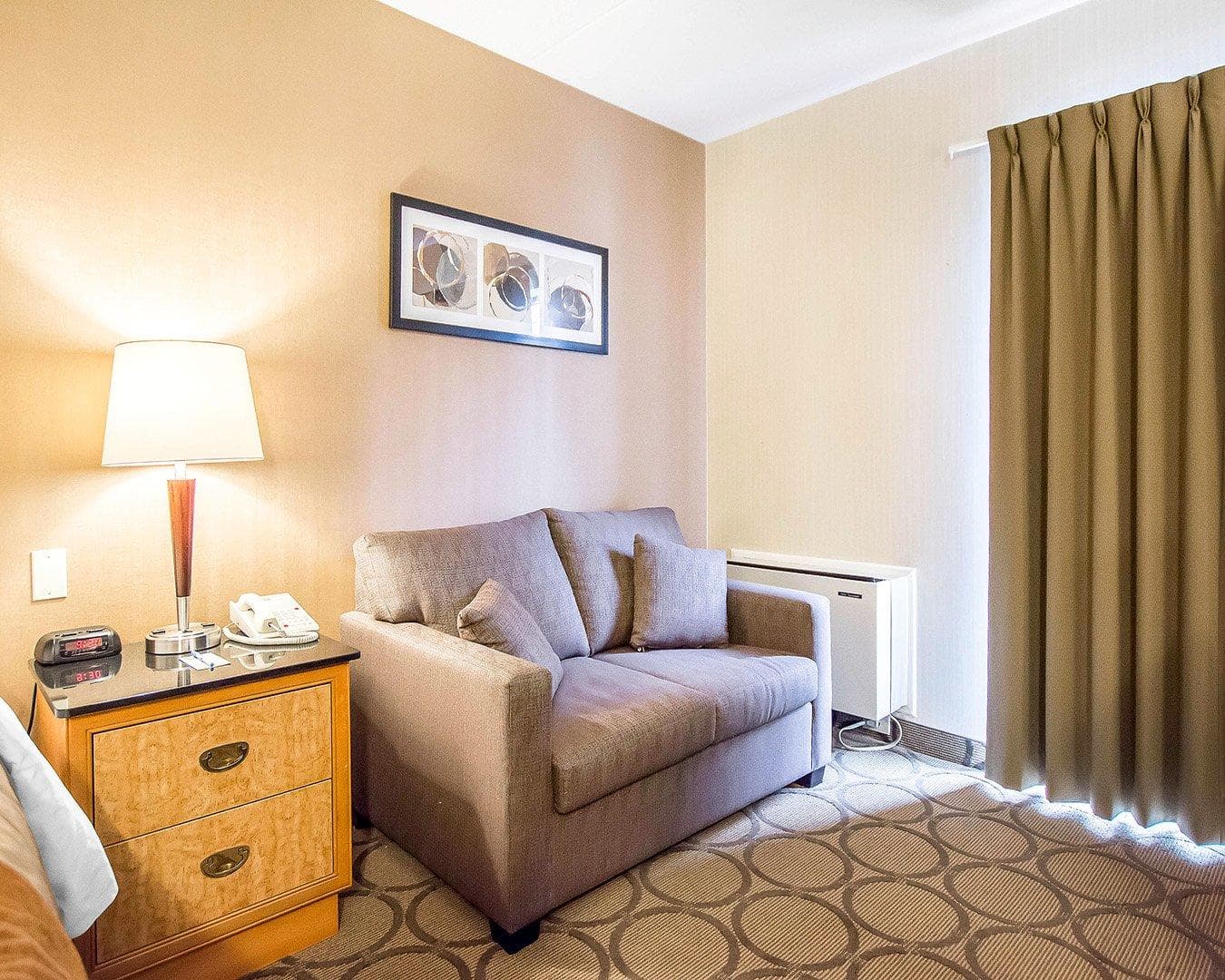 Comfort Inn - Image 5