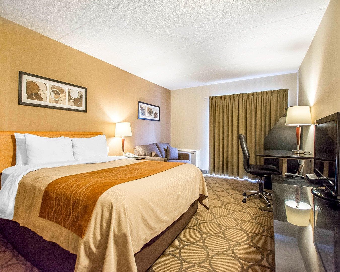 Comfort Inn - Image 3