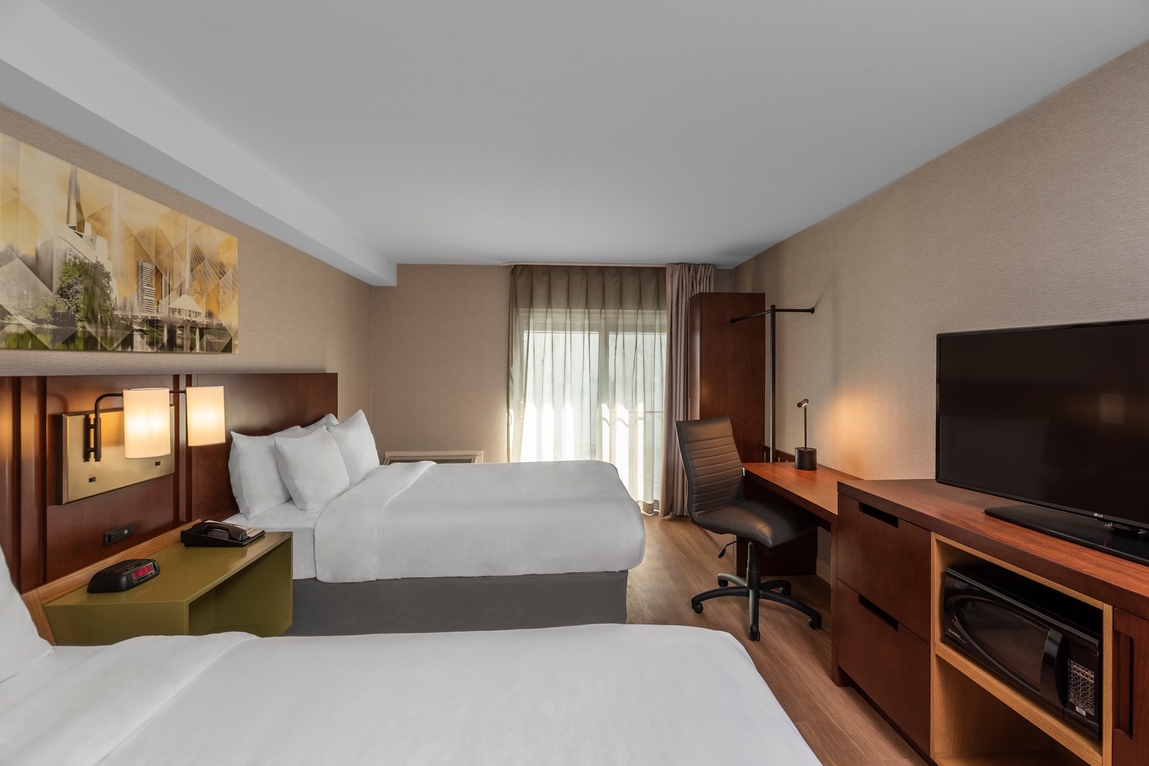 Comfort Inn - Image 1