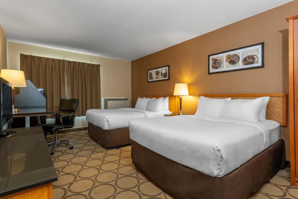 Comfort Inn - Image 3