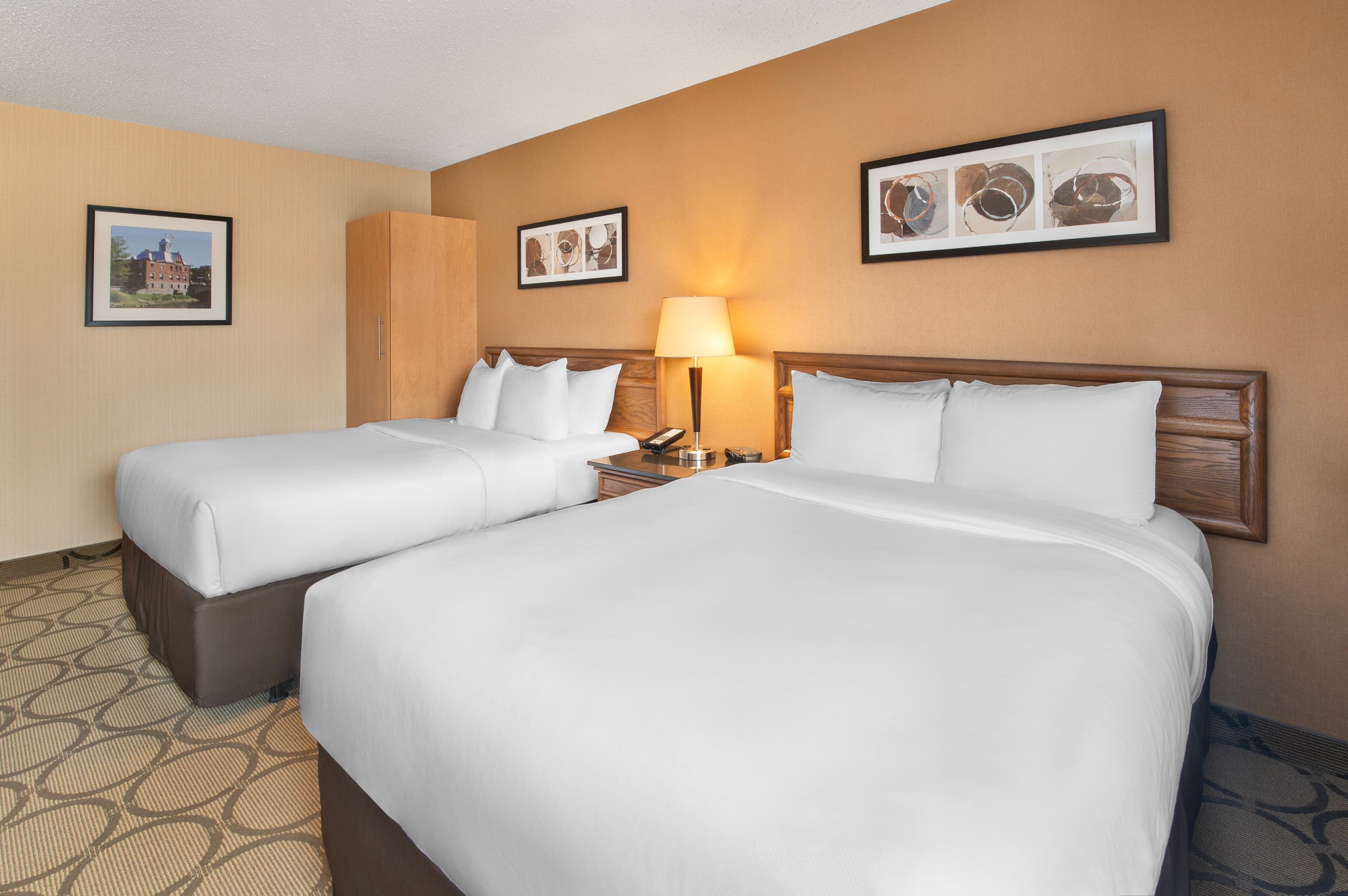Comfort Inn - Image 2