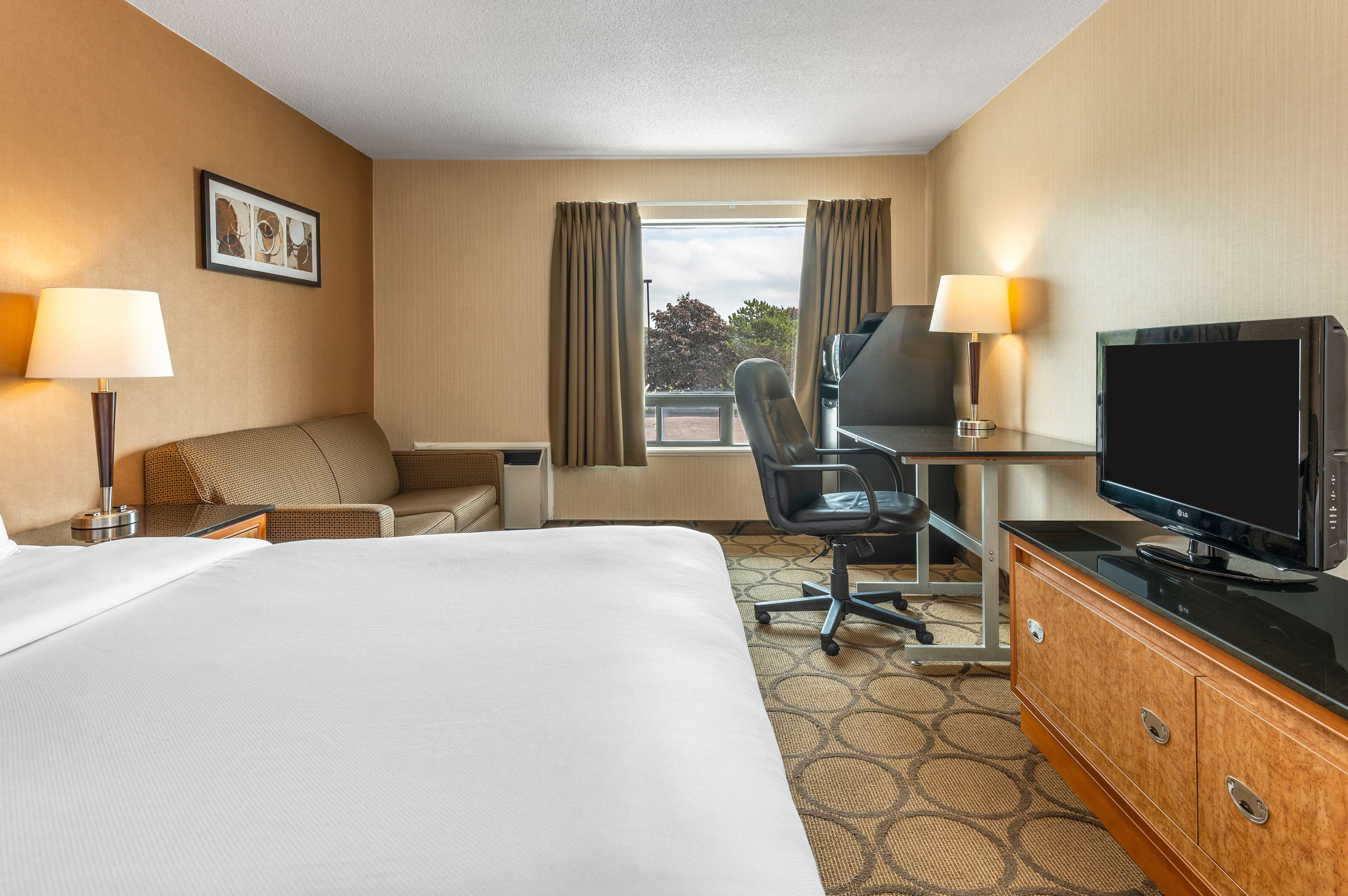Comfort Inn — 8