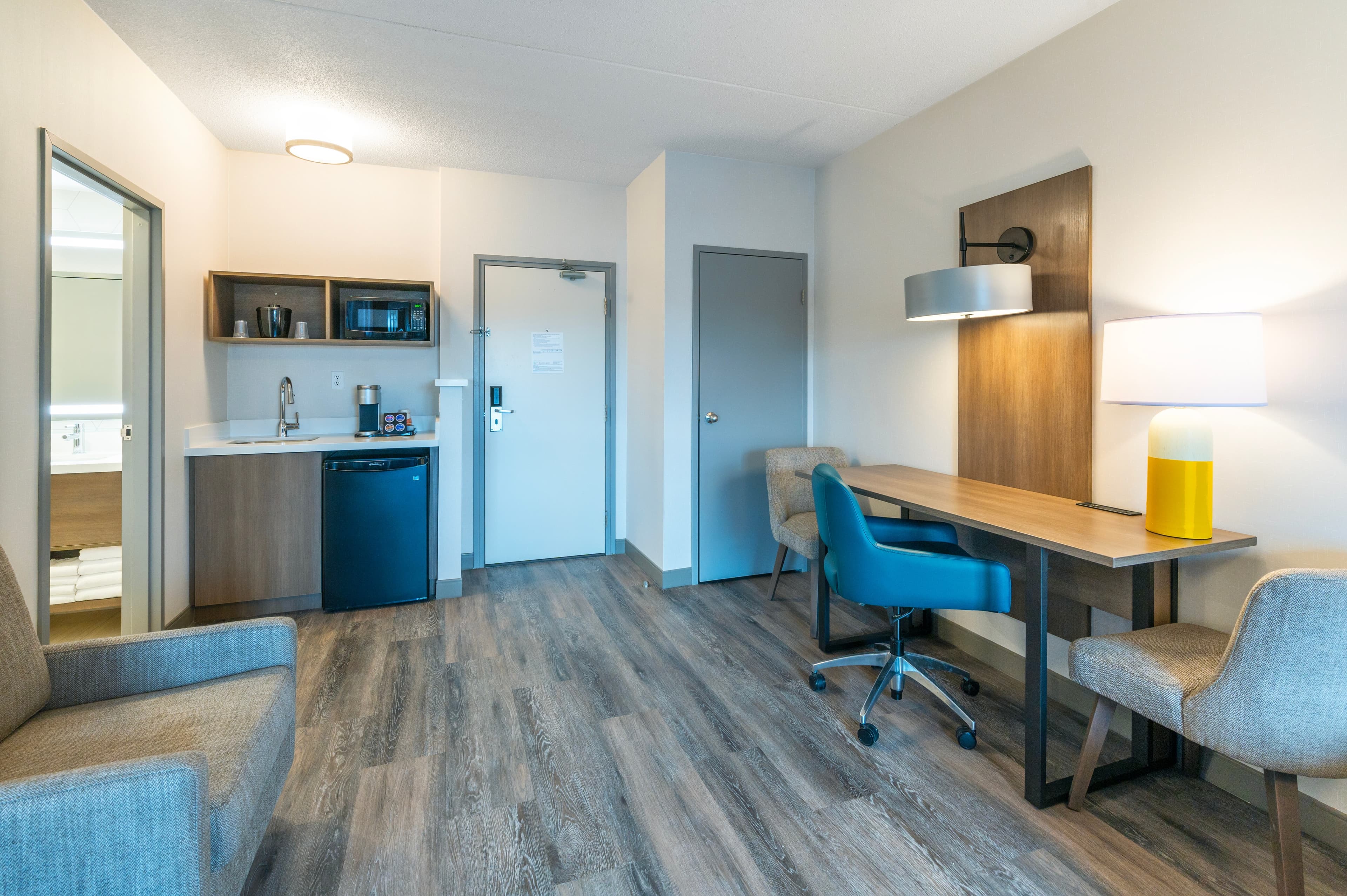 Comfort Suites - Image 2