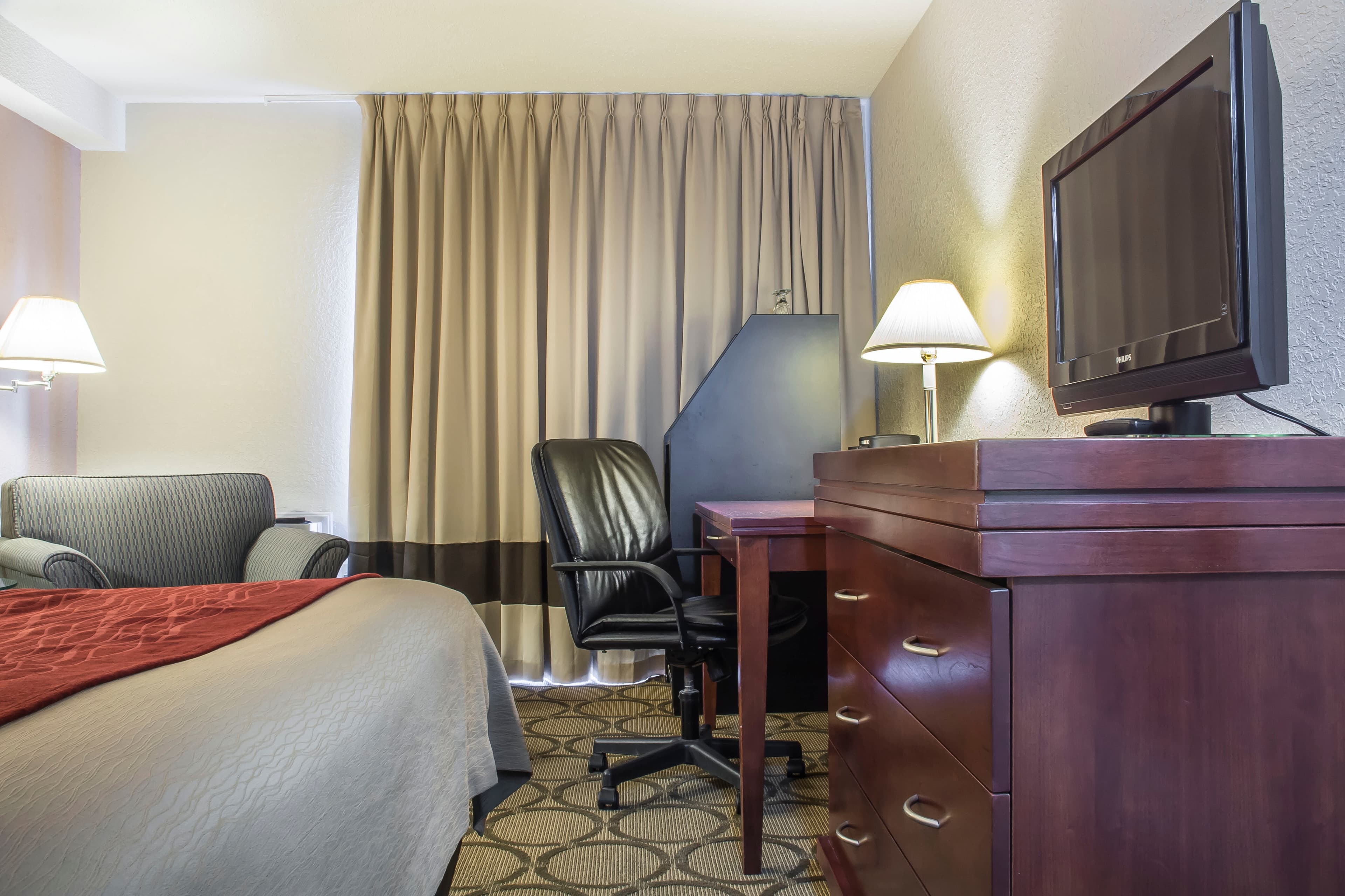 Comfort Inn — 7